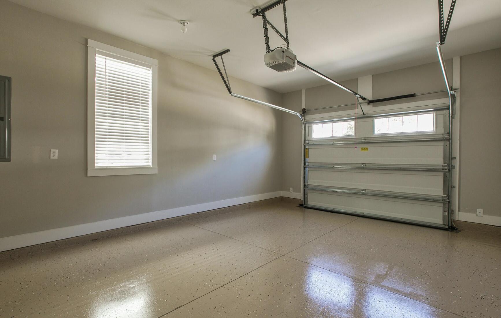 LIGHTHOUSE POINTE - Residential Lease