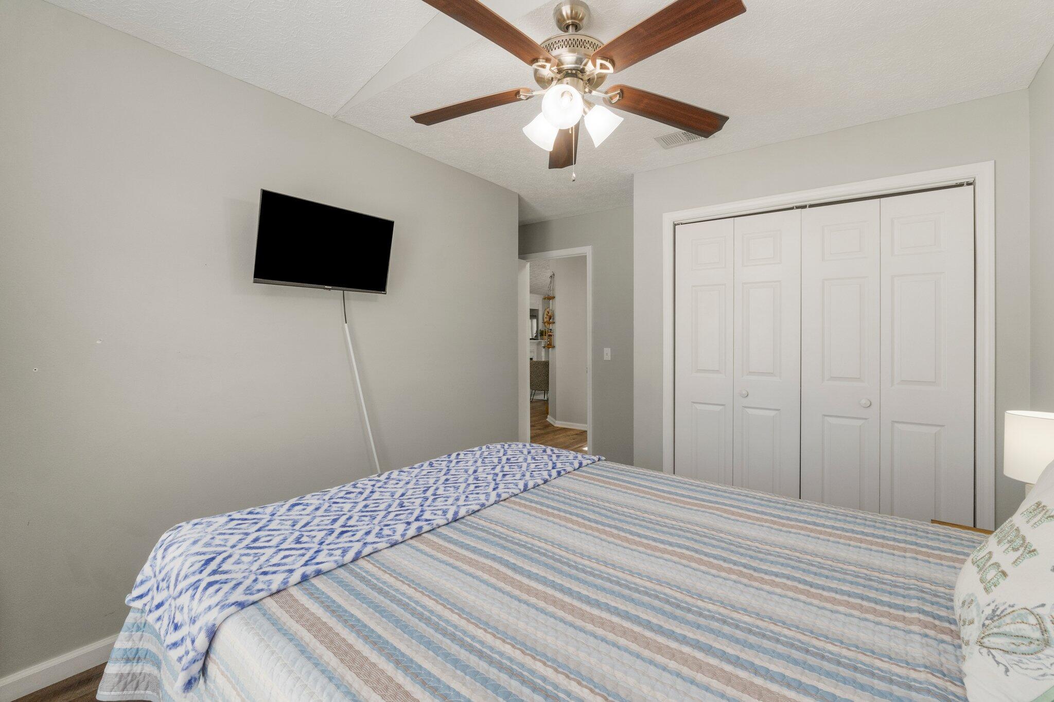 HOLIDAY BEACH - Residential