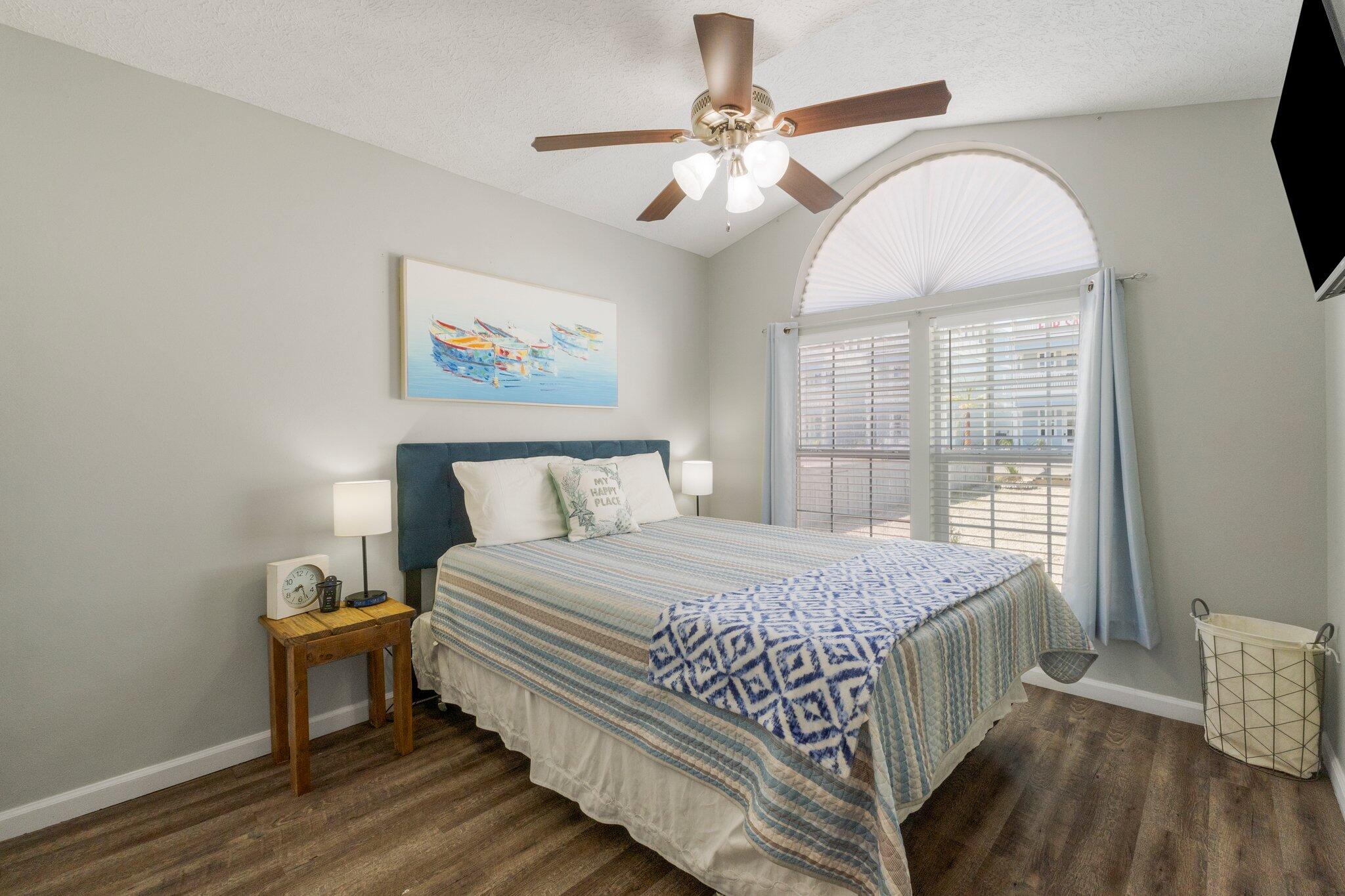 HOLIDAY BEACH - Residential