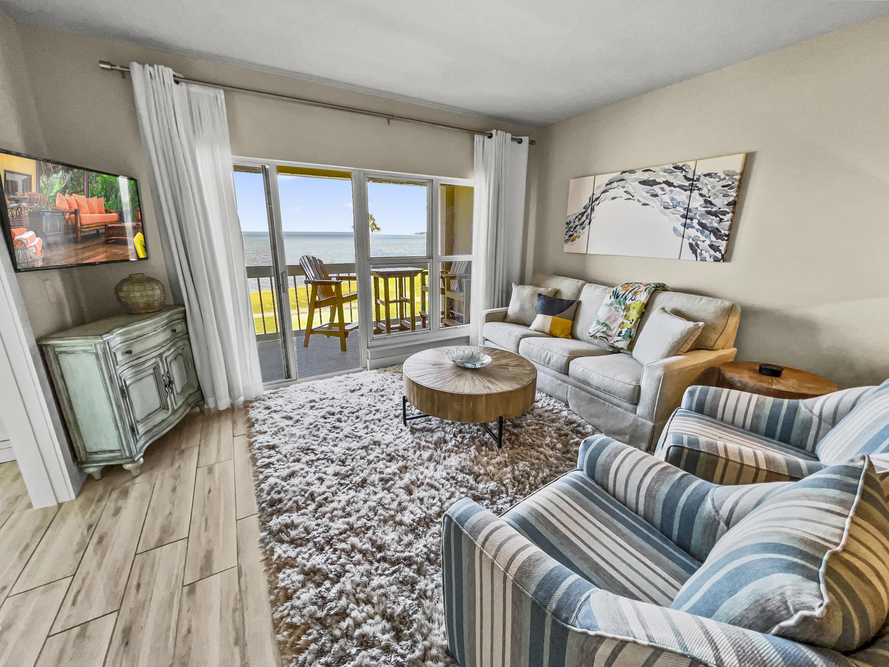 Players Club is a bayfront condo with stunning views of both the bay and Linkside Golf Course in Sandestin Golf and Beach Resort. This 3rd floor condo has been beautifully renovated with 2 Bedrooms and 2 Bathrooms is a great opportunity for full-time living, a second home or as a vacation rental/investment. Enjoy all the amenities of Sandestin with private beach access, community pools, 4 golf courses, tennis and pickleball, a marina and plenty of walking and biking paths. Enjoy fireworks from your balcony and all the great restaurants, activities and live entertainment within the resort. Grand Boulevard is just a golf cart ride away for more shopping, dining and entertainment. SOA Dues are $405.05/QUARTERLY, Players Club is $573.25/MONTHLY.