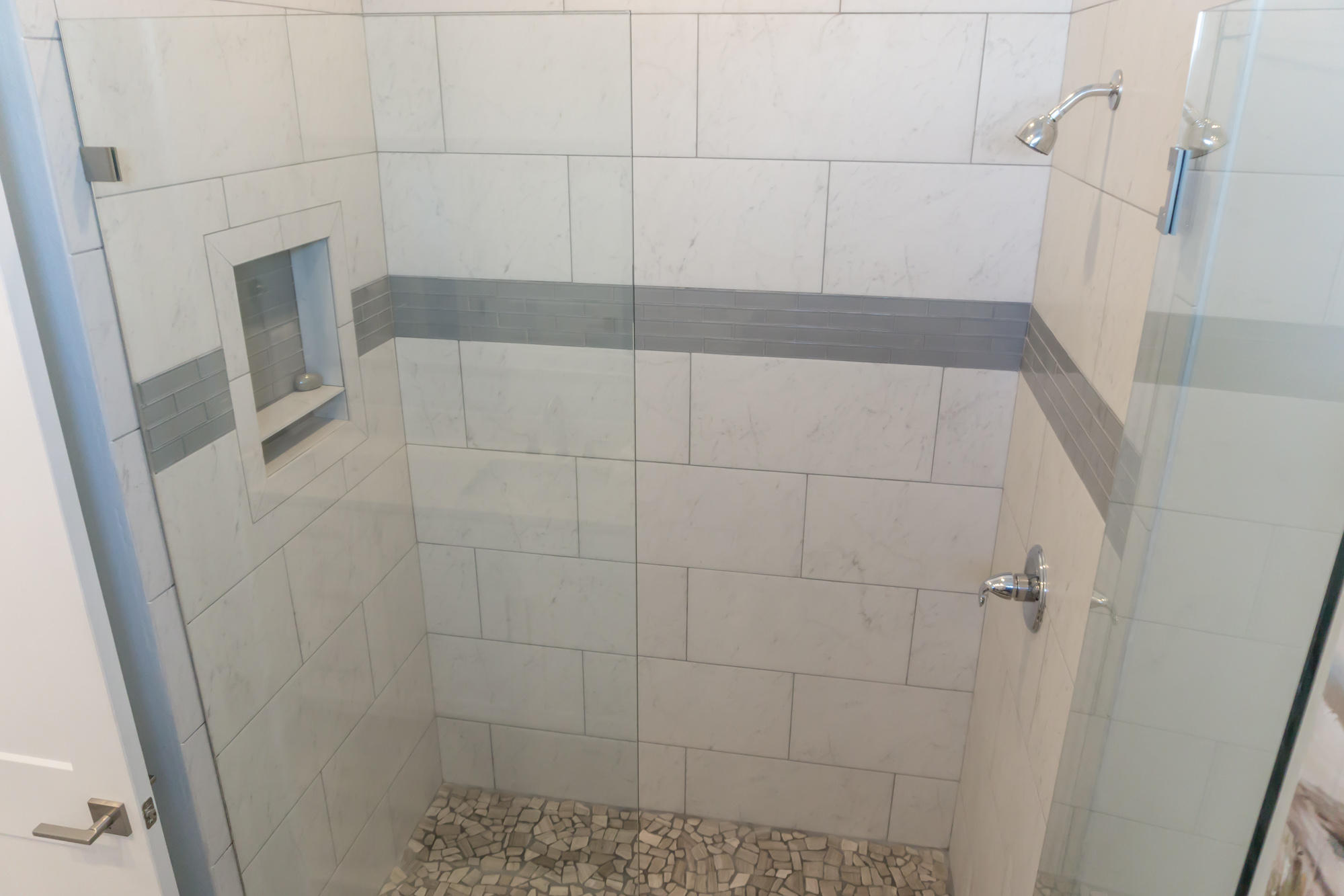 EMERALD WATERS VILLAGE - Residential