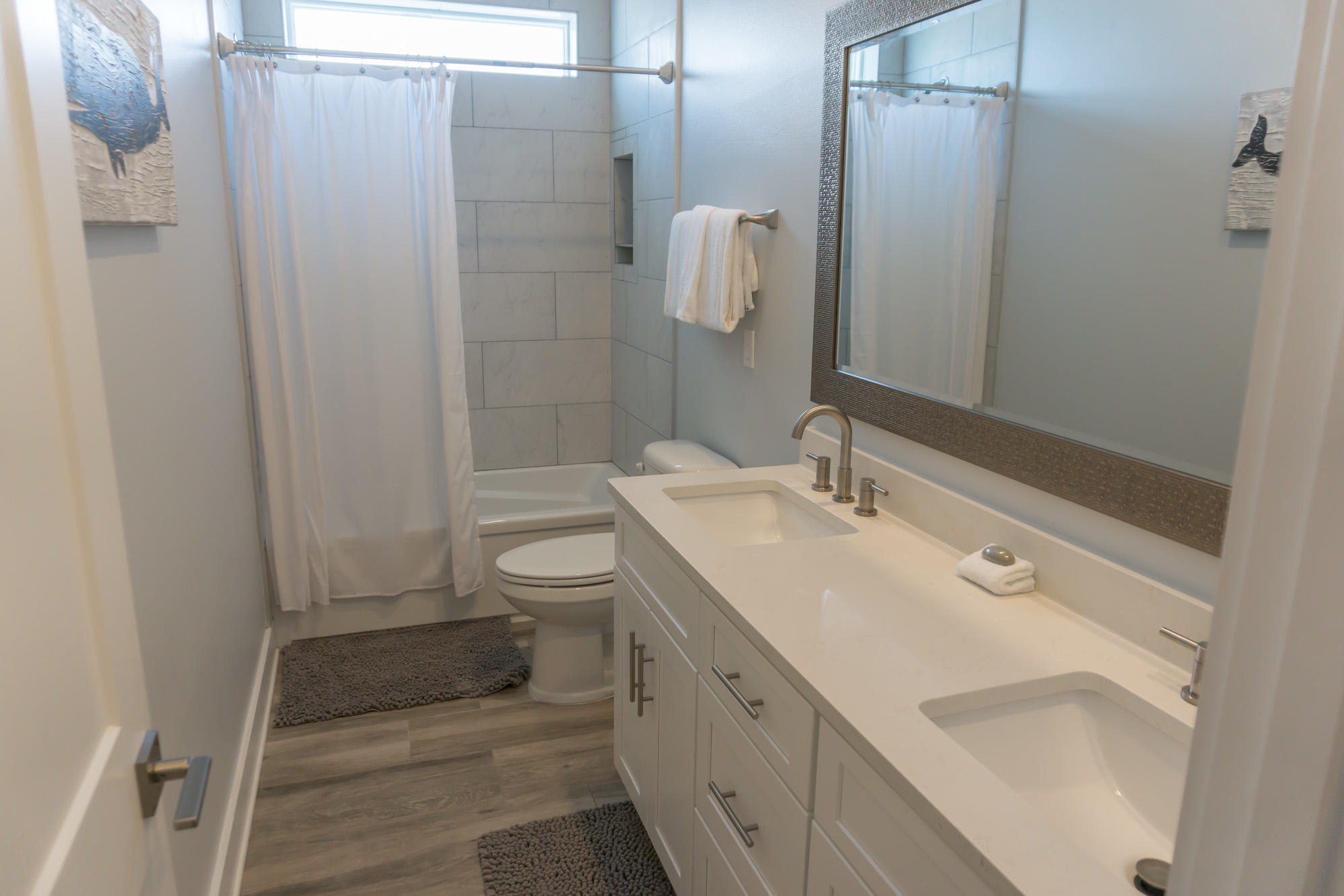 EMERALD WATERS VILLAGE - Residential