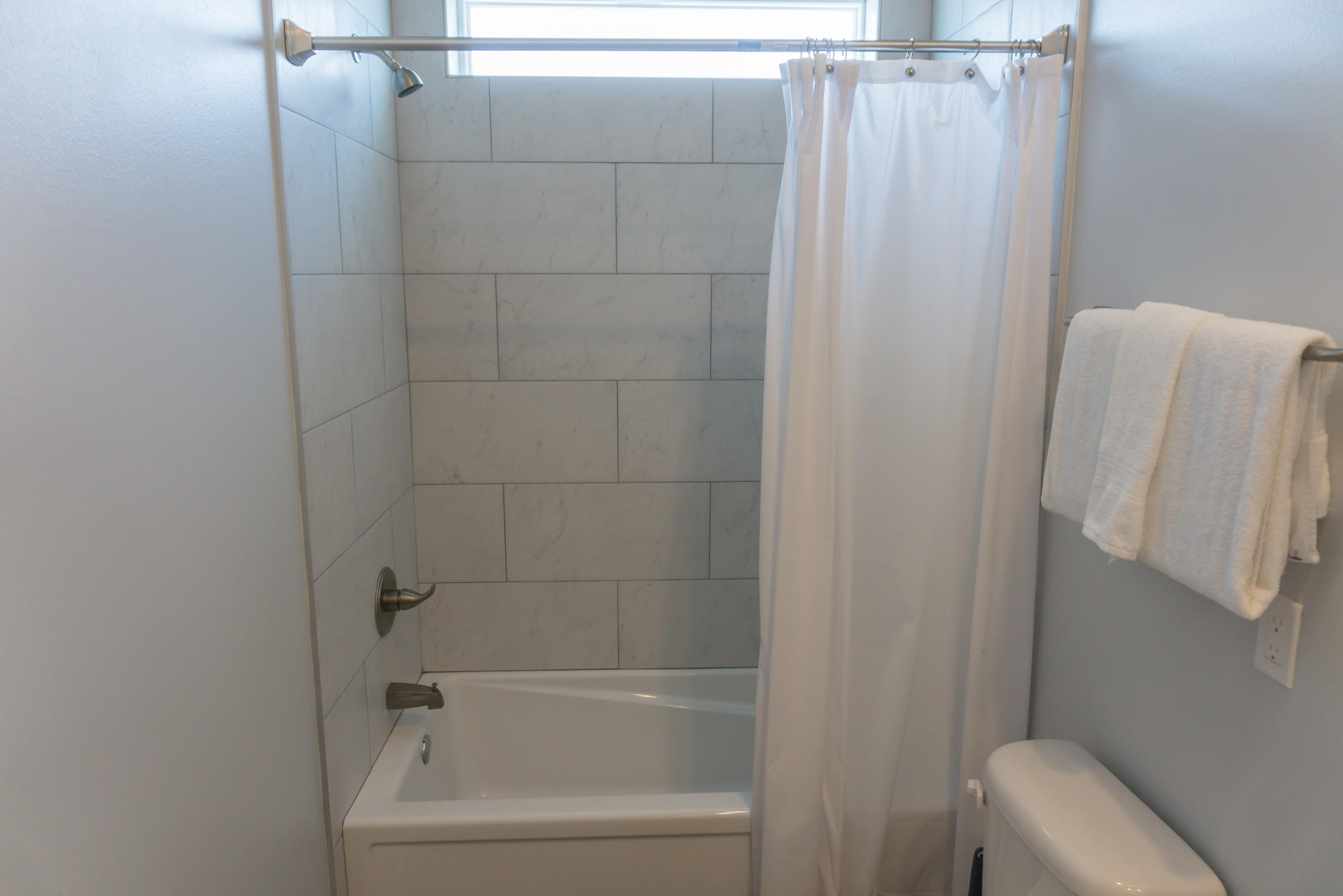 EMERALD WATERS VILLAGE - Residential