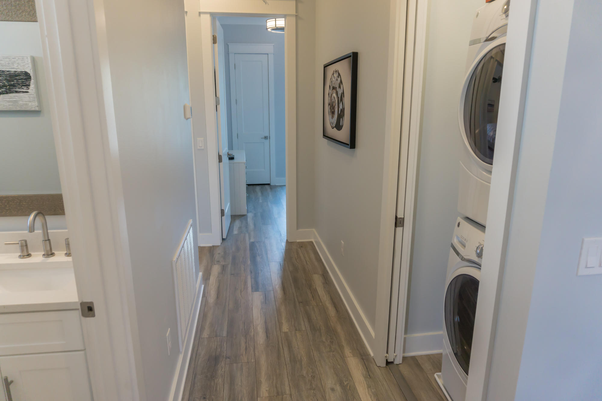 EMERALD WATERS VILLAGE - Residential