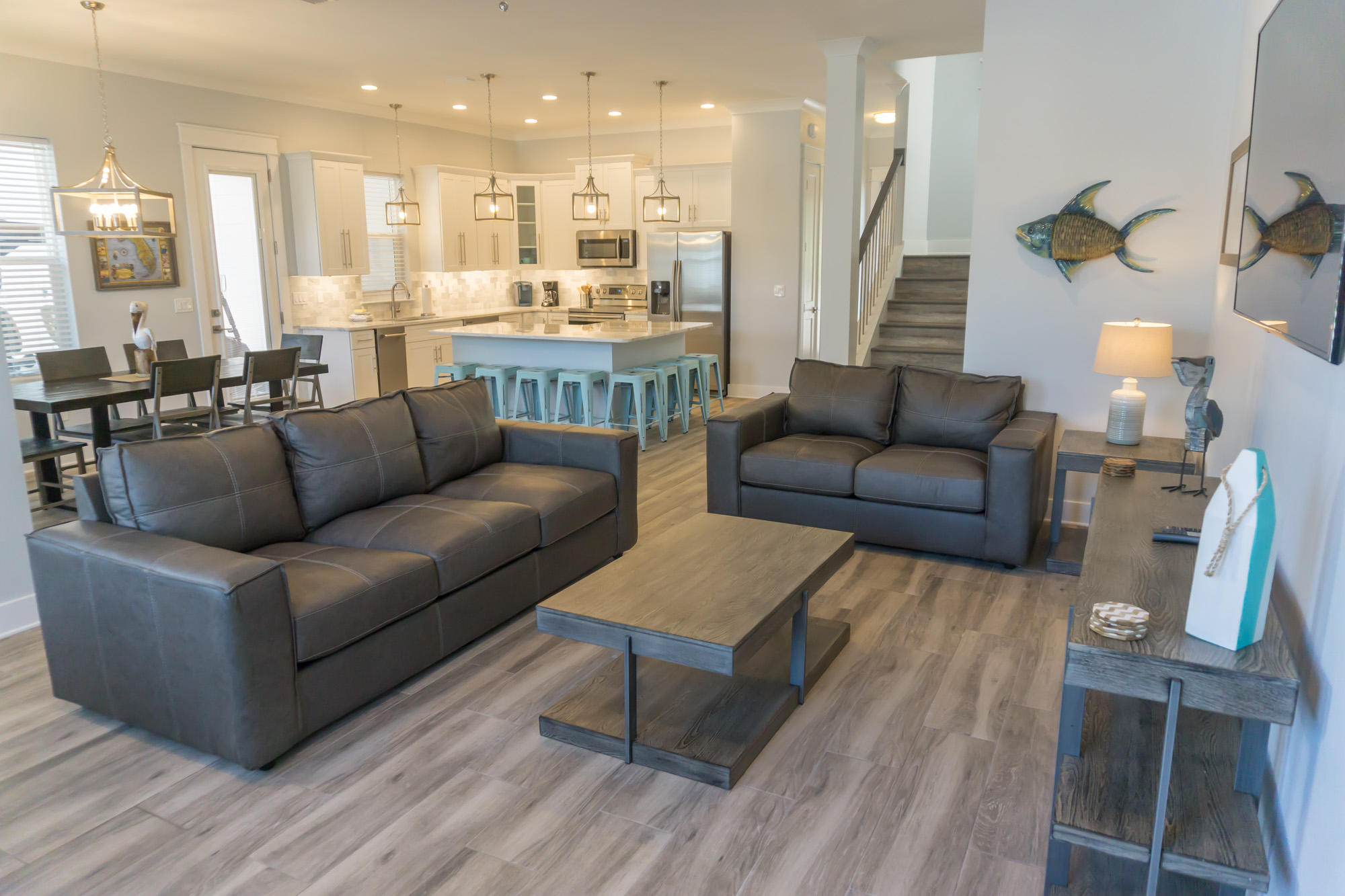 EMERALD WATERS VILLAGE - Residential