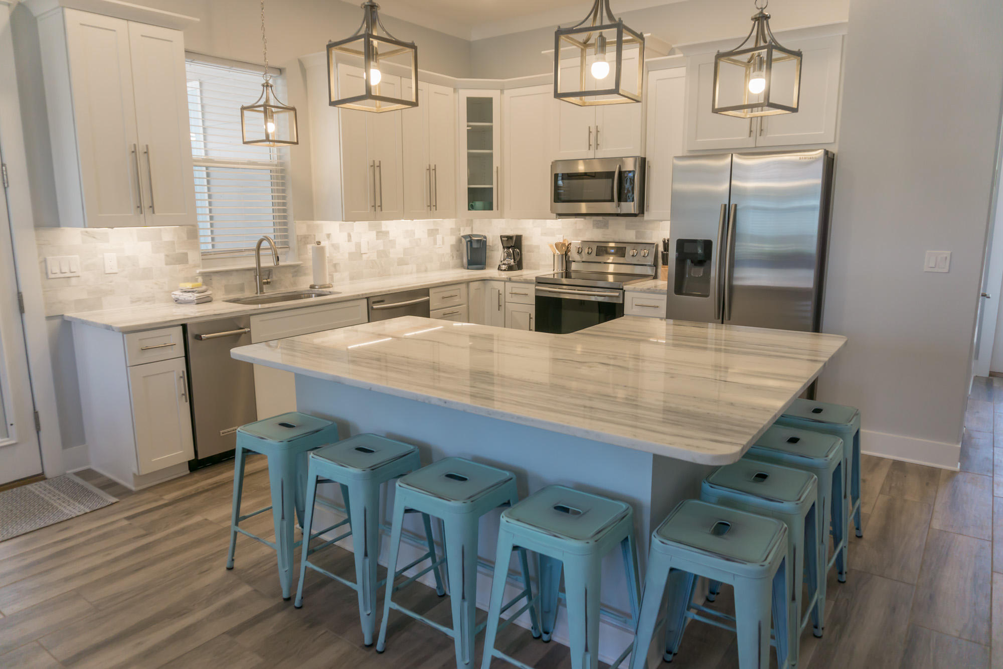 EMERALD WATERS VILLAGE - Residential