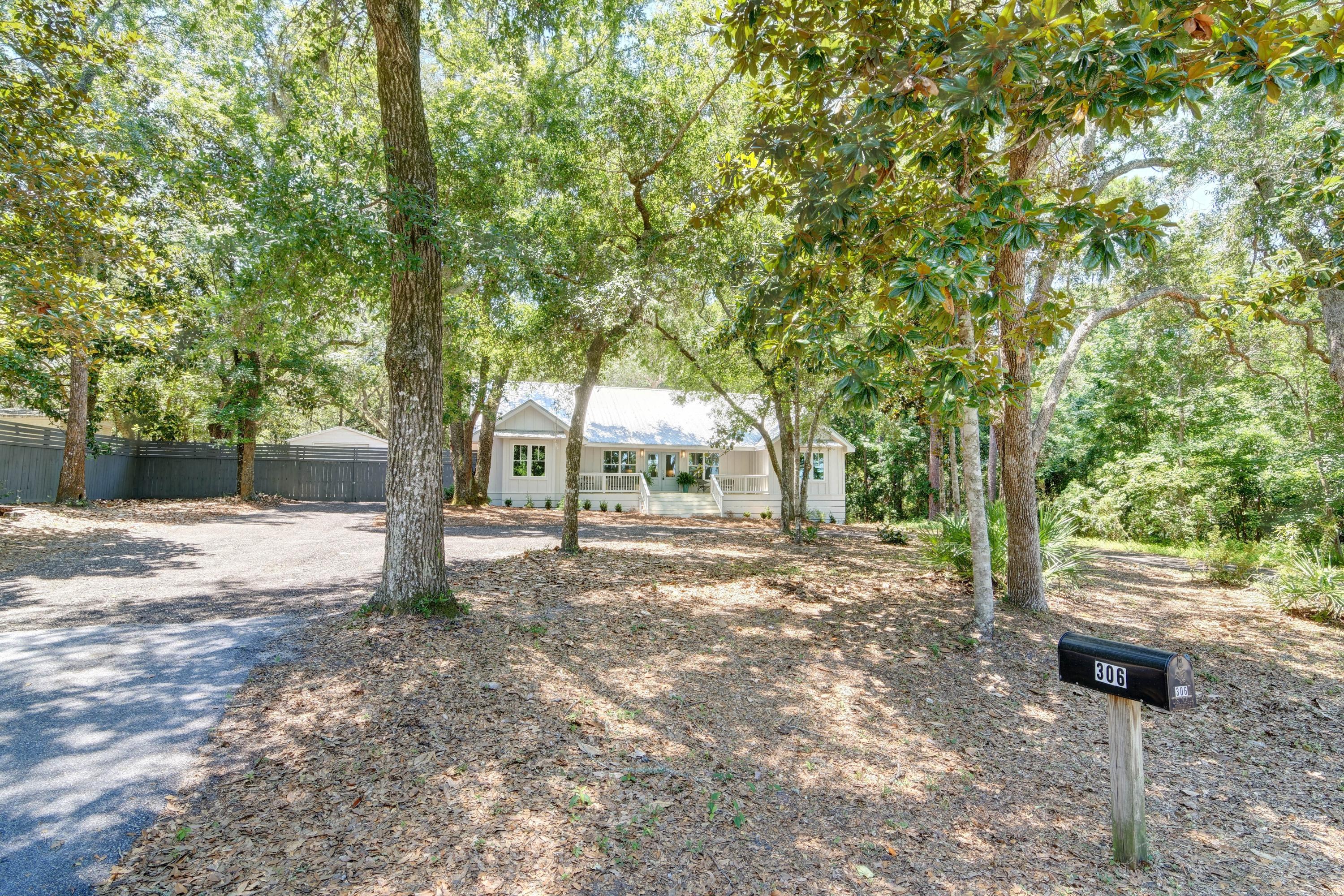 BAYSIDE HEIGHTS RANCHETTES - Residential