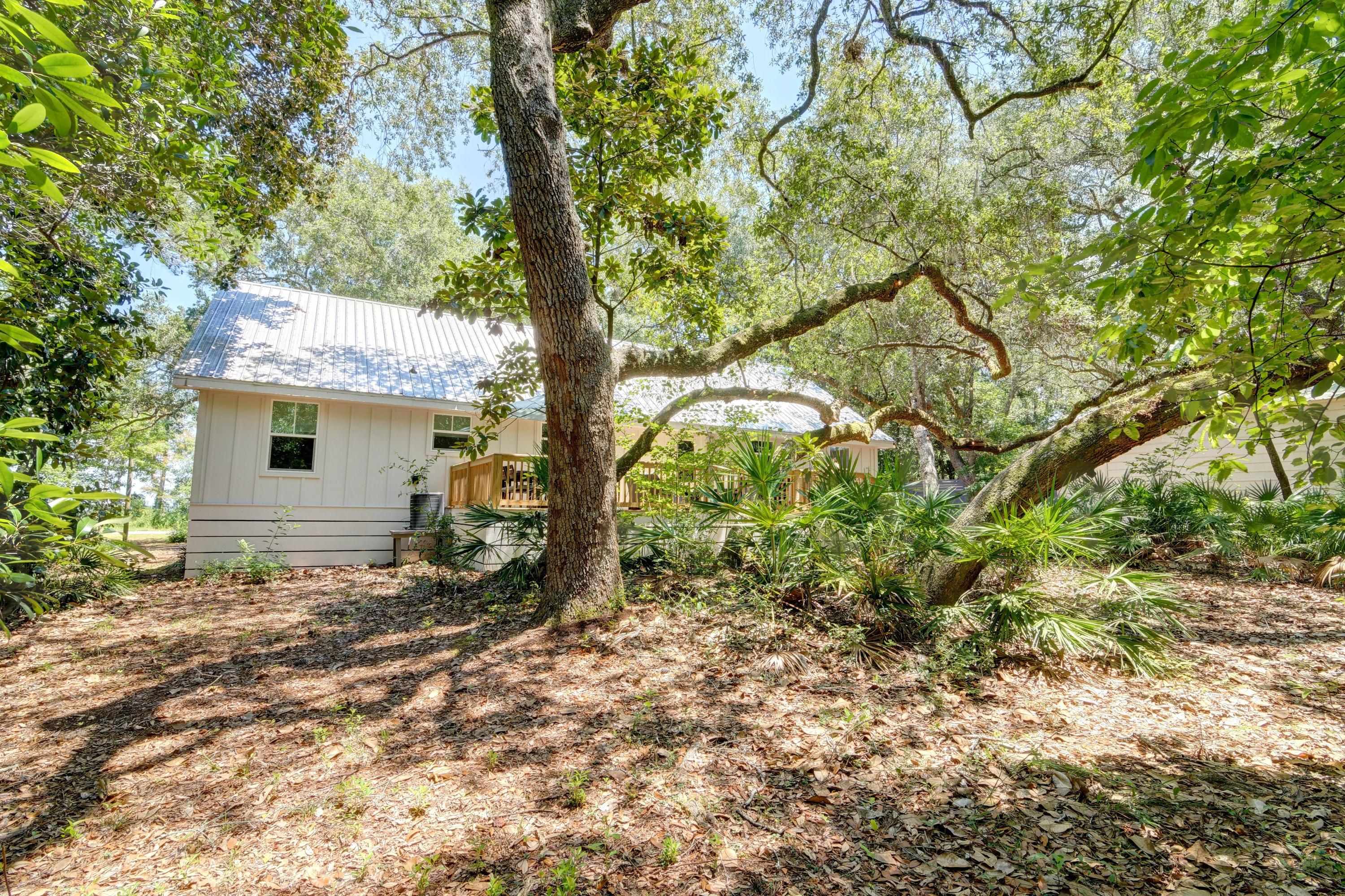 BAYSIDE HEIGHTS RANCHETTES - Residential