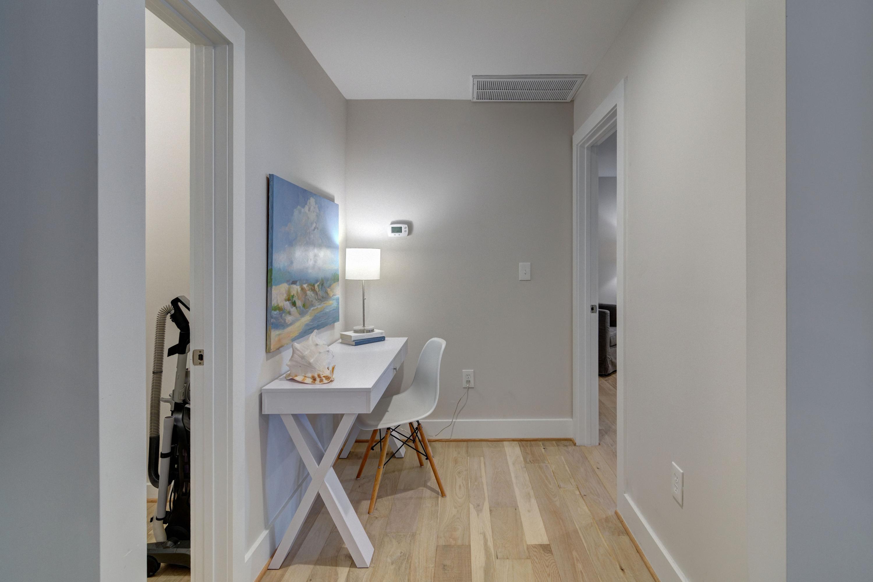 BAYSIDE HEIGHTS RANCHETTES - Residential