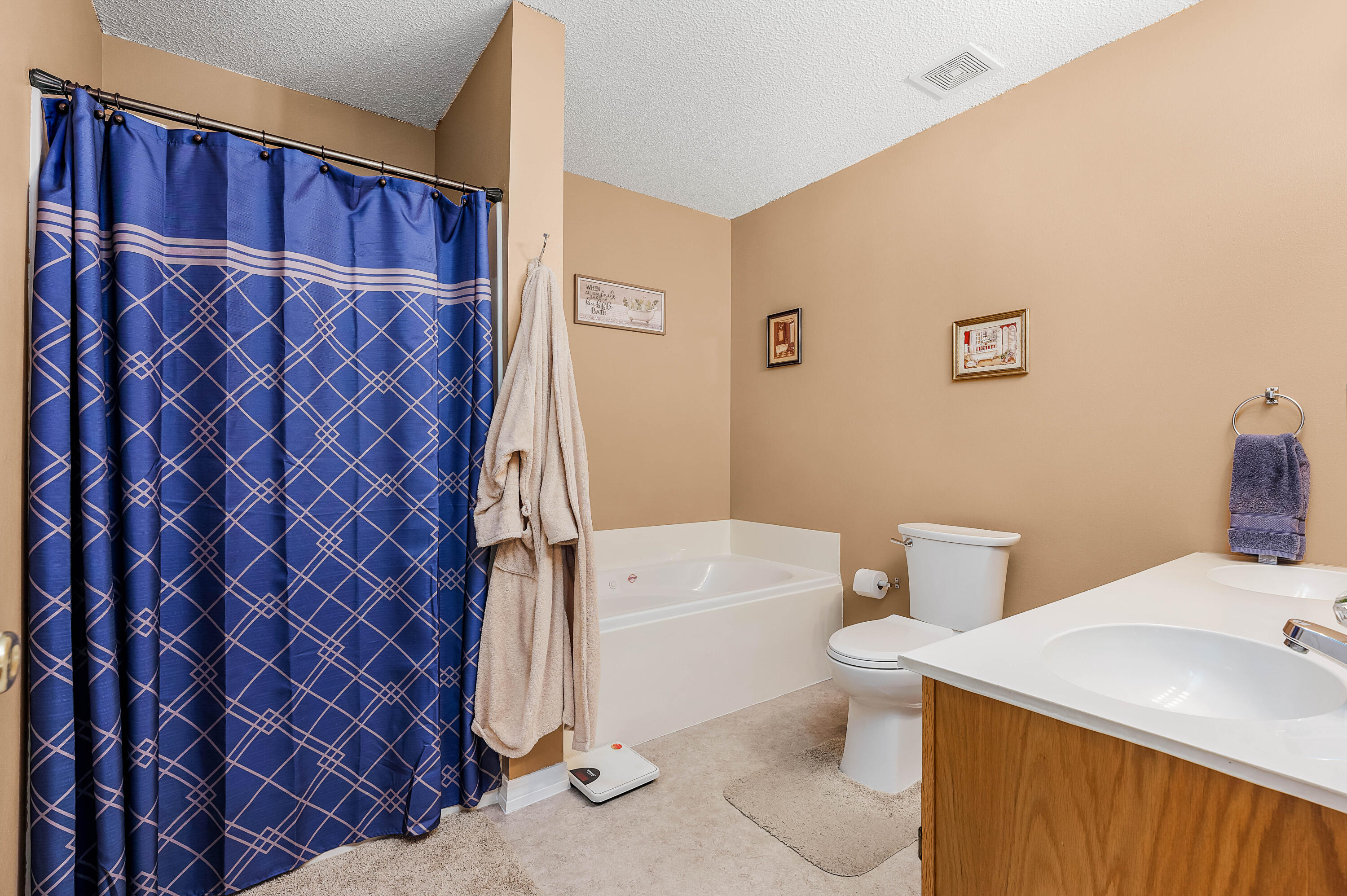 WINDING CREEK EST PH III LOT 41 BLK A - Residential