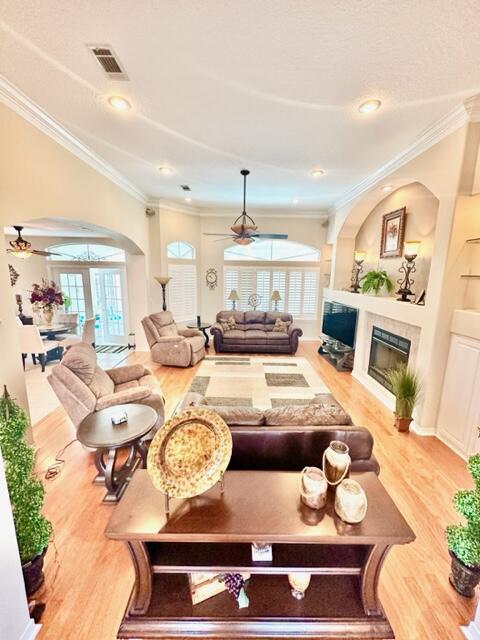 BRIDGEPORT COLONY - Residential