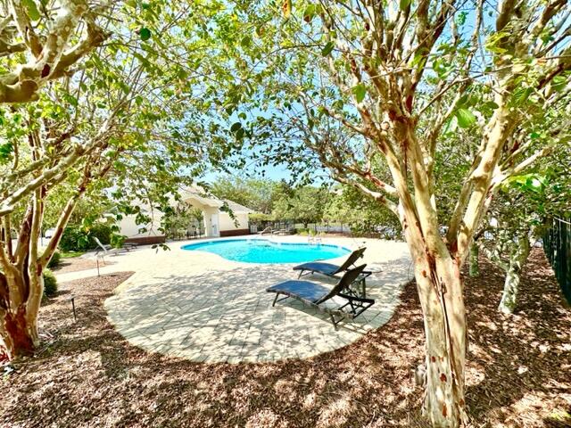 BRIDGEPORT COLONY - Residential