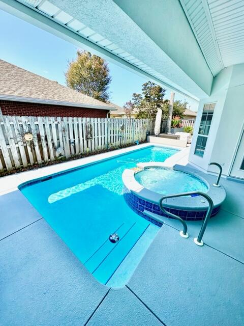 BRIDGEPORT COLONY - Residential