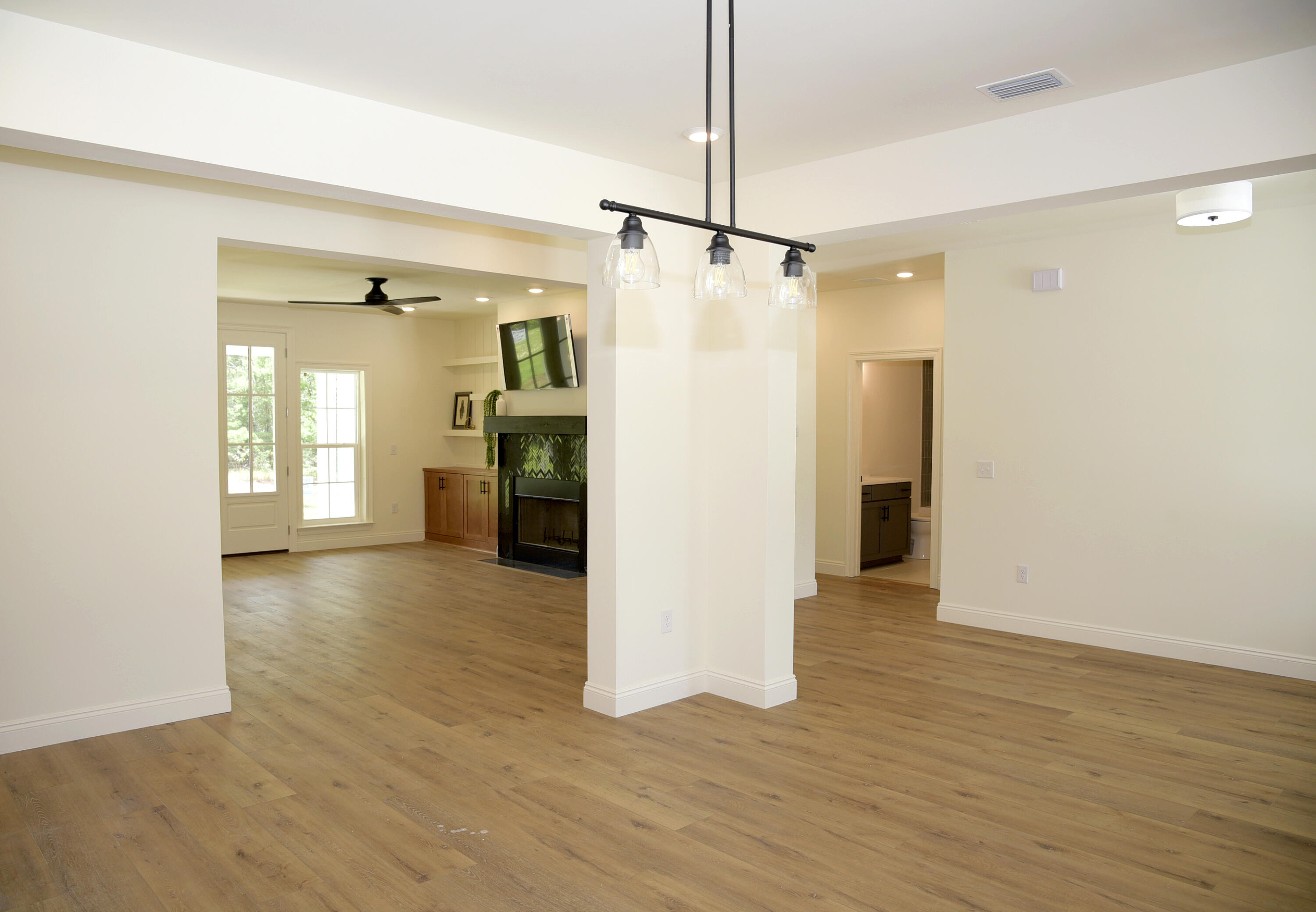 CEDAR BEACH - Residential Lease