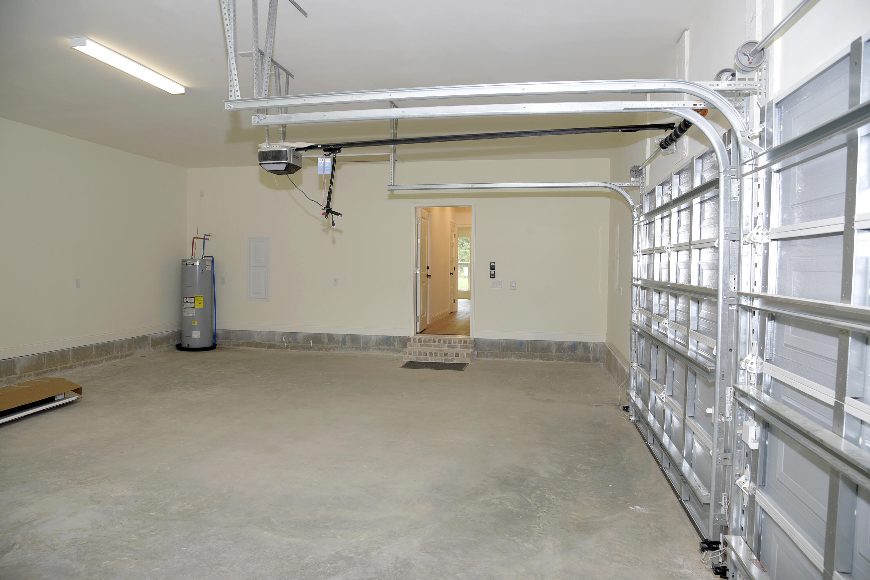 CEDAR BEACH - Residential Lease