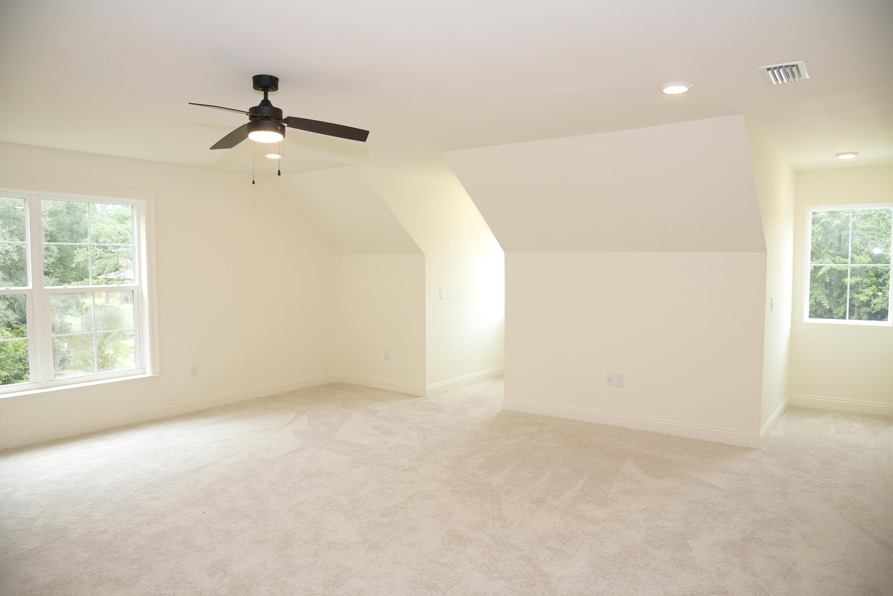 CEDAR BEACH - Residential Lease