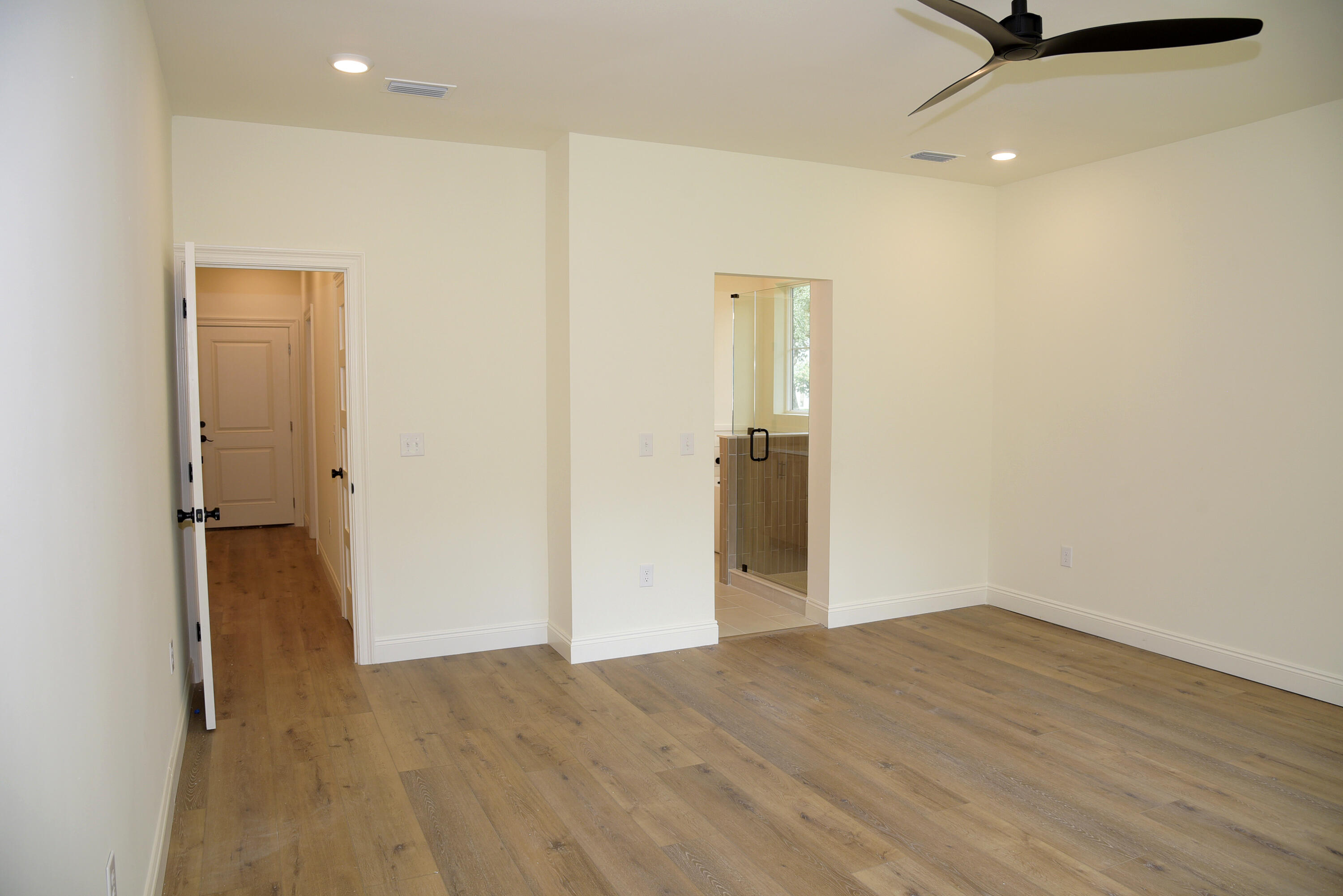 CEDAR BEACH - Residential Lease