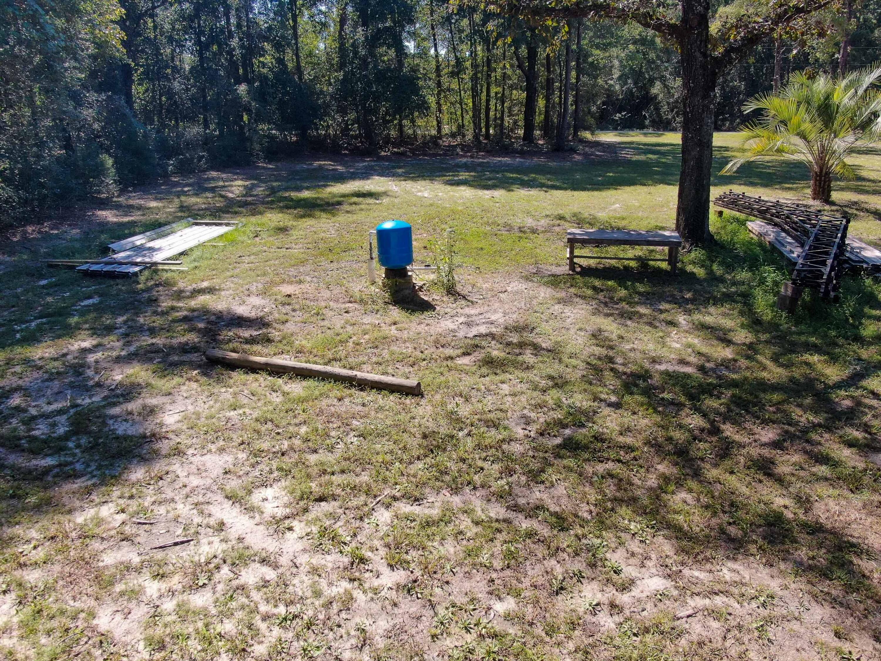 DEFUNIAK SPRINGS TOWN OF - Land