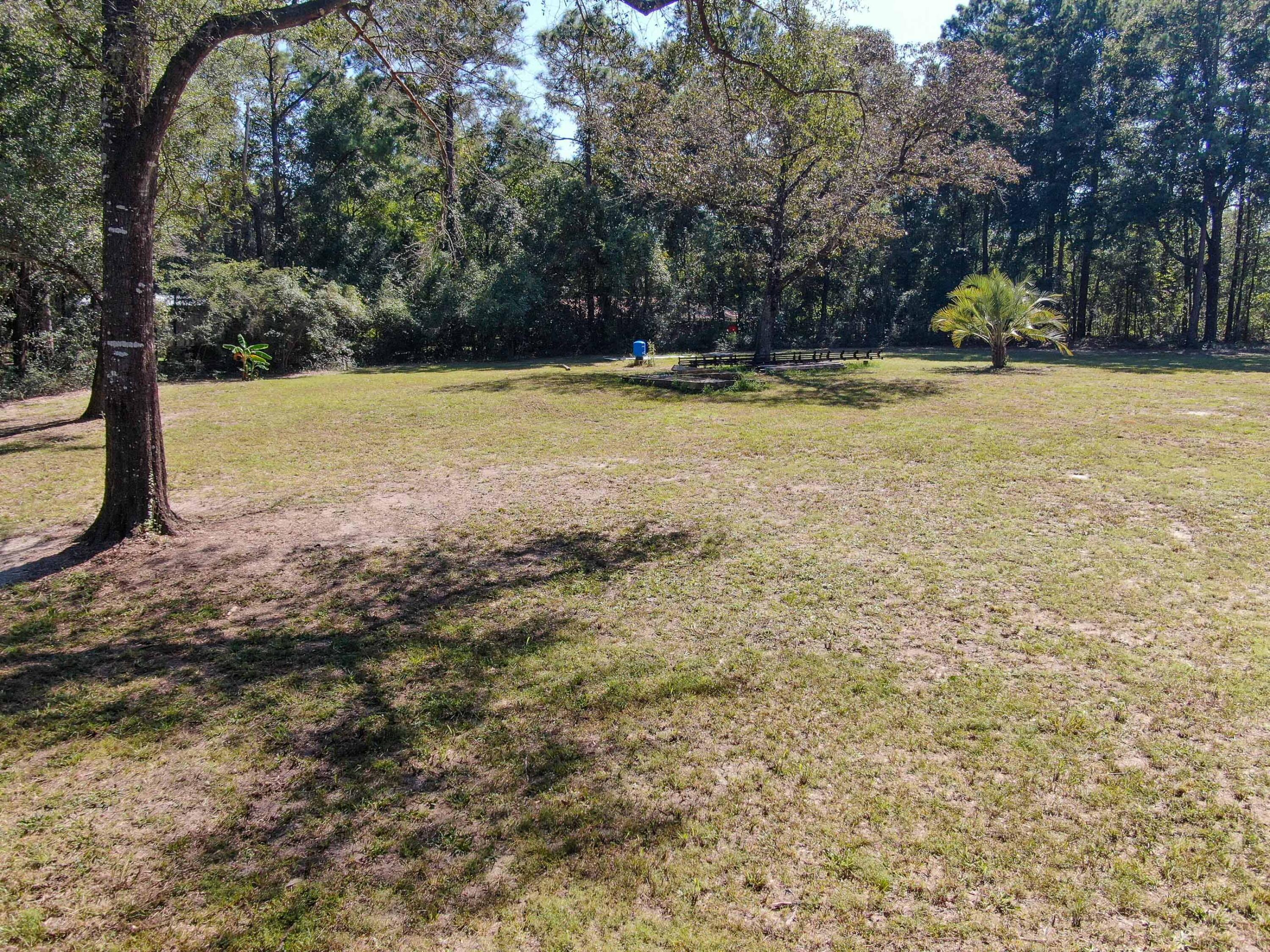 DEFUNIAK SPRINGS TOWN OF - Land