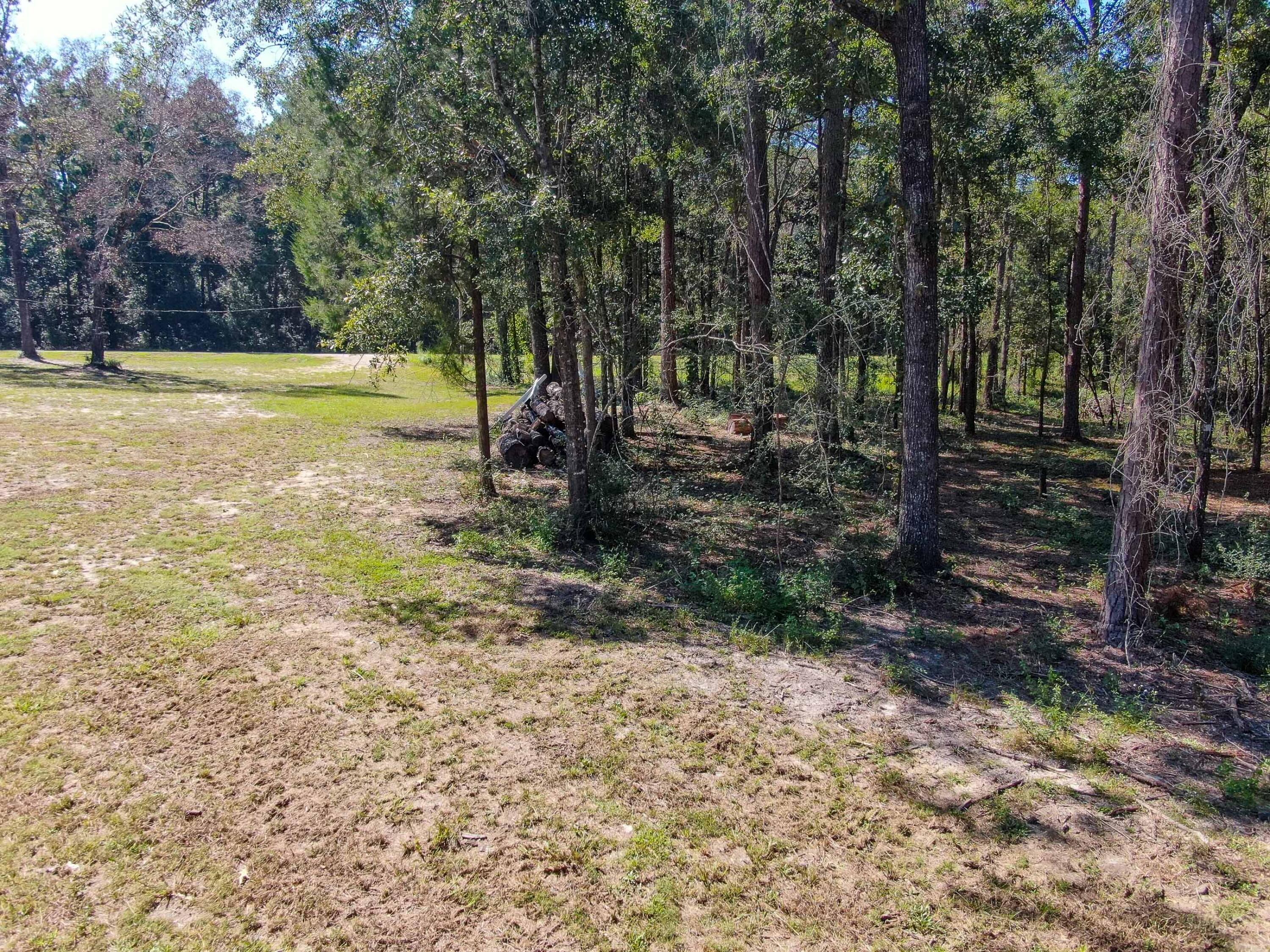 DEFUNIAK SPRINGS TOWN OF - Land