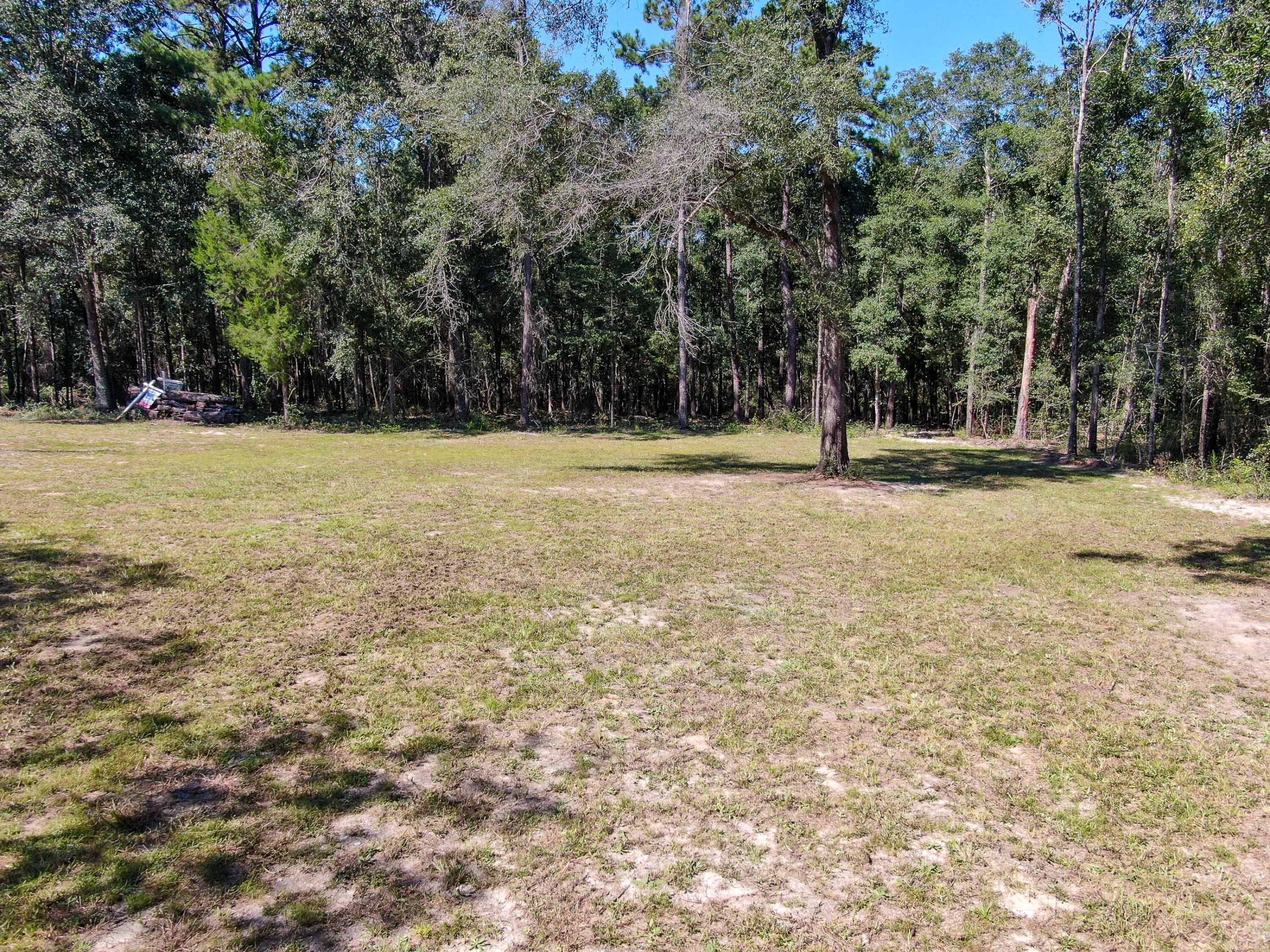 DEFUNIAK SPRINGS TOWN OF - Land