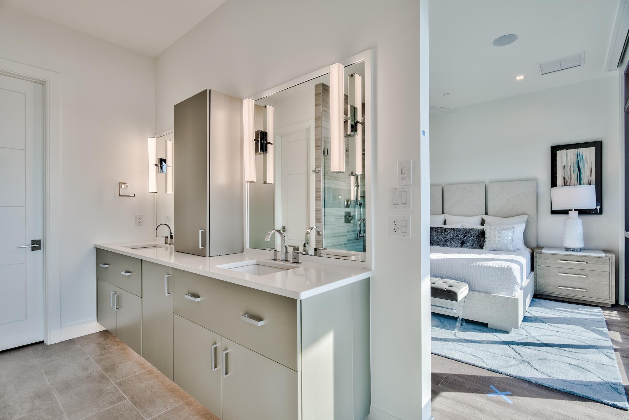 CREST DEVELOPMENT - Residential
