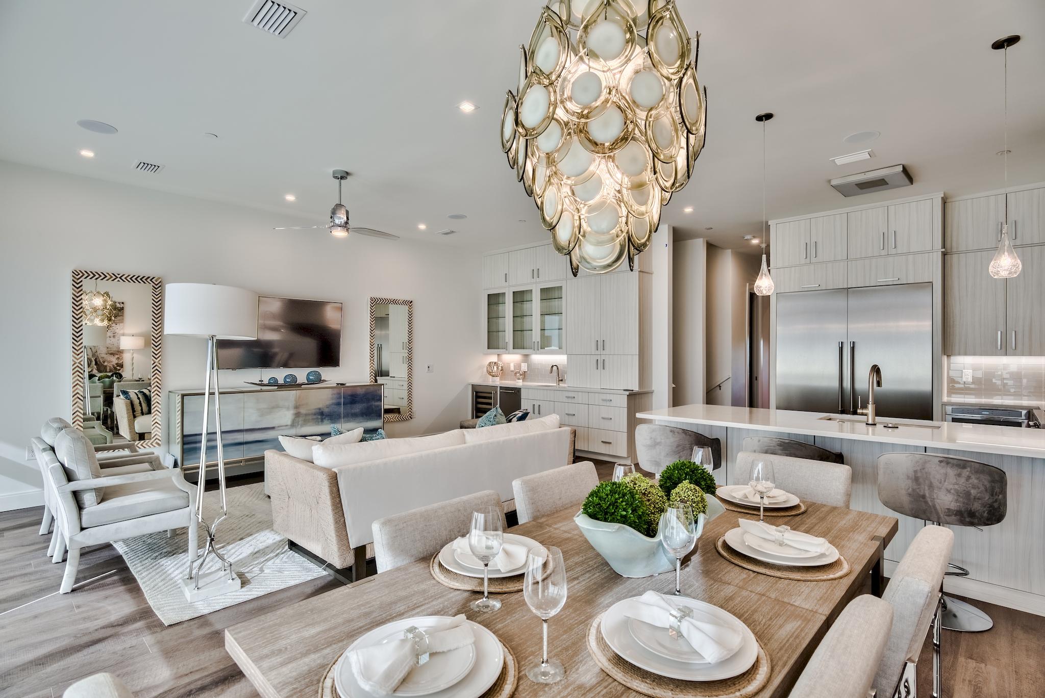 CREST DEVELOPMENT - Residential