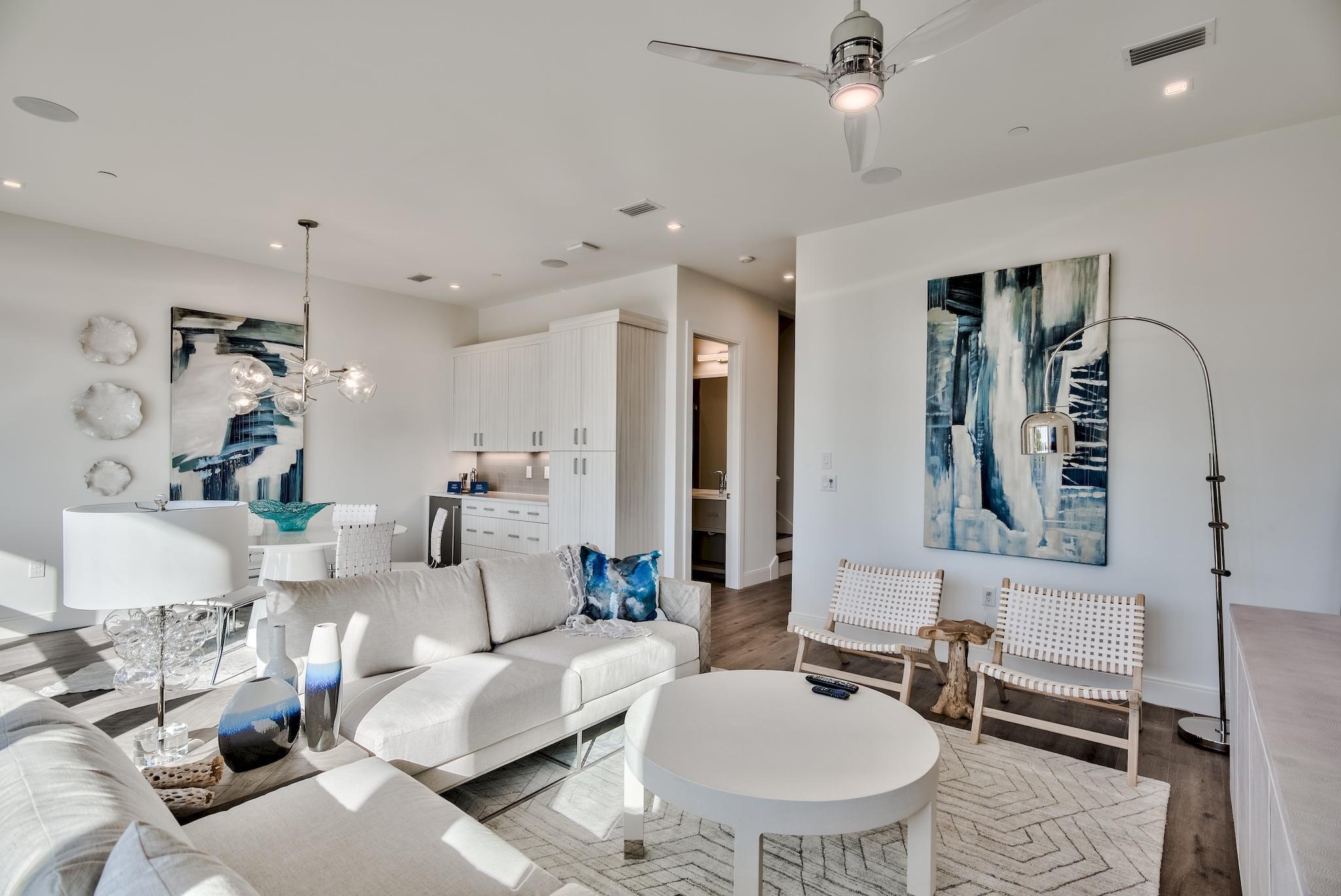 CREST DEVELOPMENT - Residential