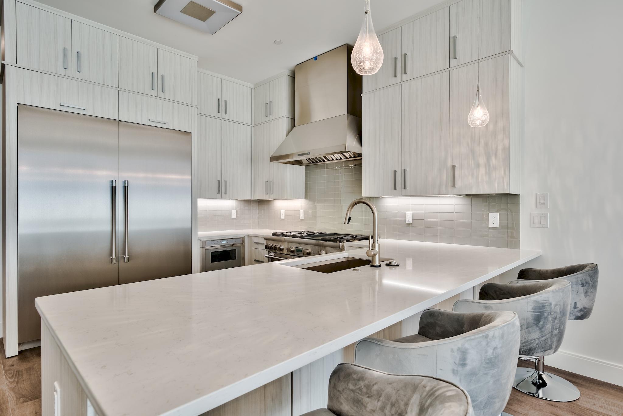 CREST DEVELOPMENT - Residential