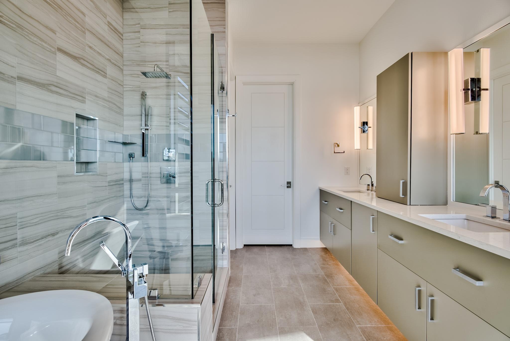CREST DEVELOPMENT - Residential