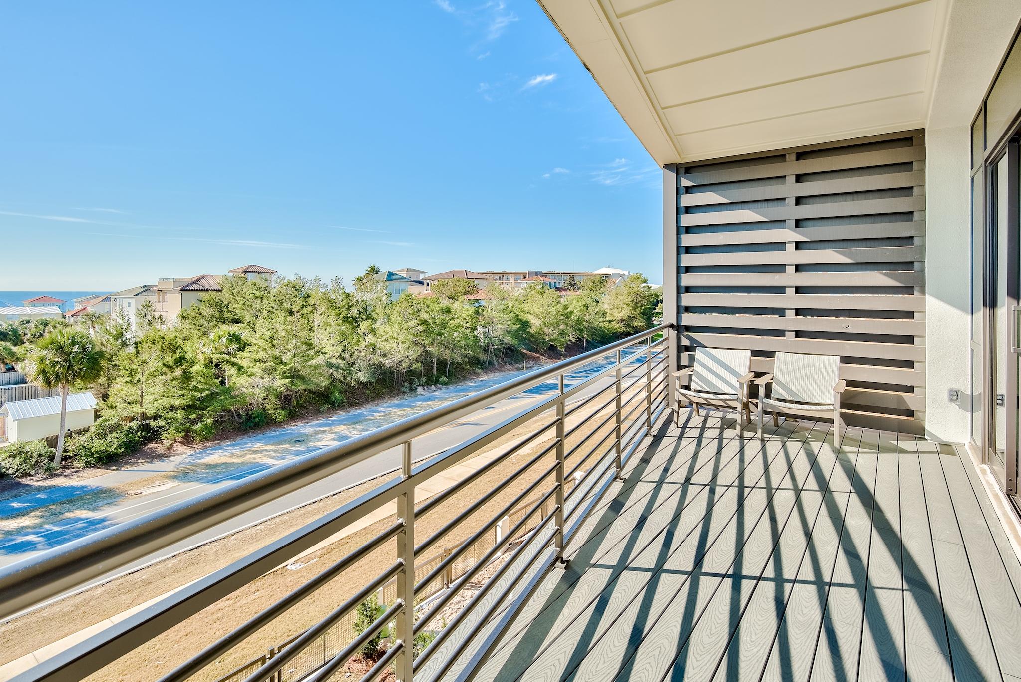 CREST DEVELOPMENT - Residential
