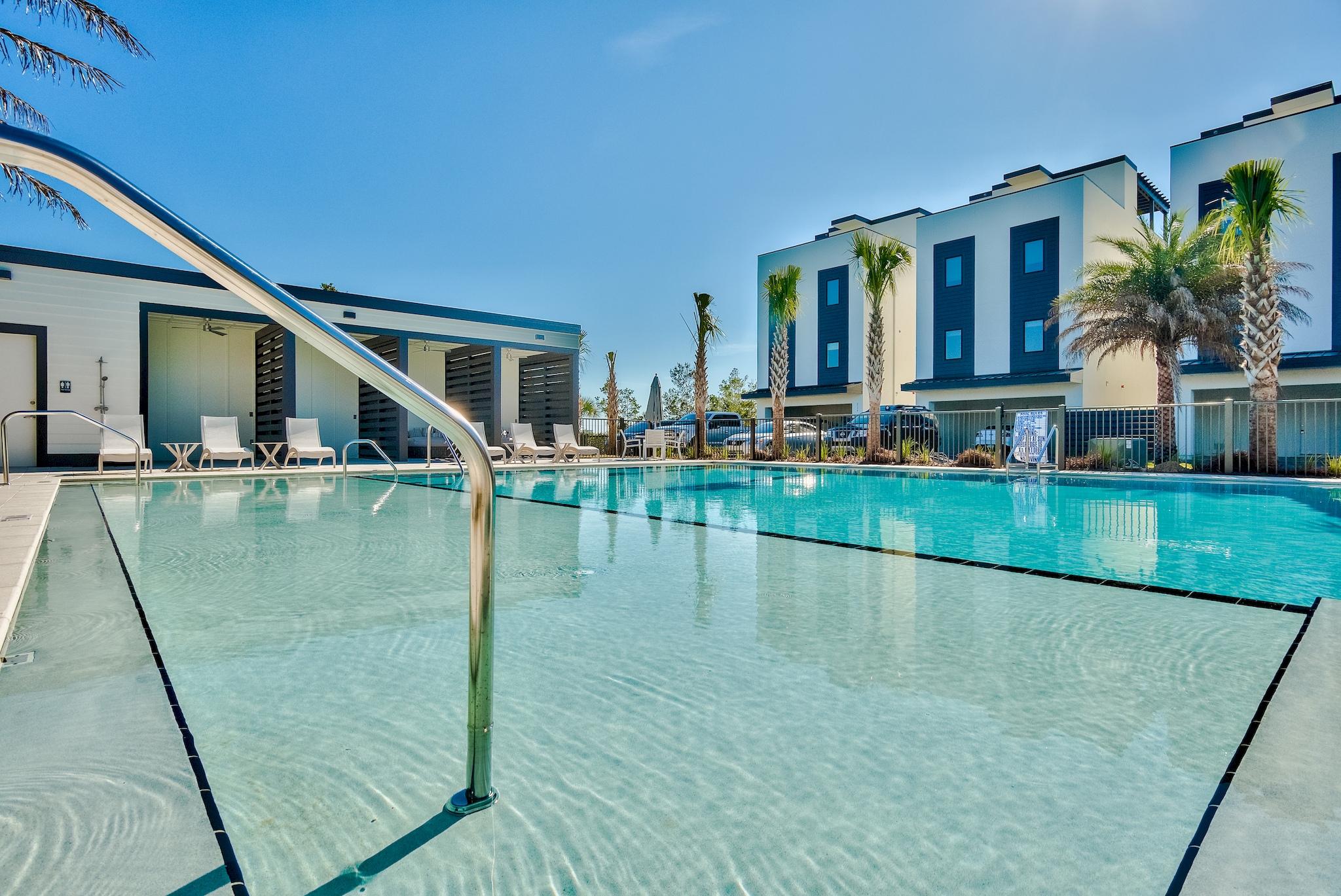 CREST DEVELOPMENT - Residential