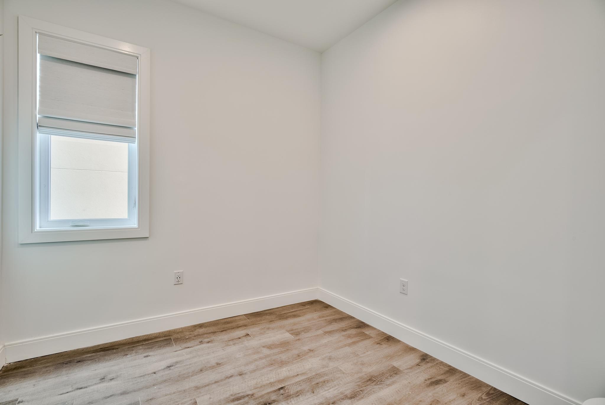 CREST DEVELOPMENT - Residential