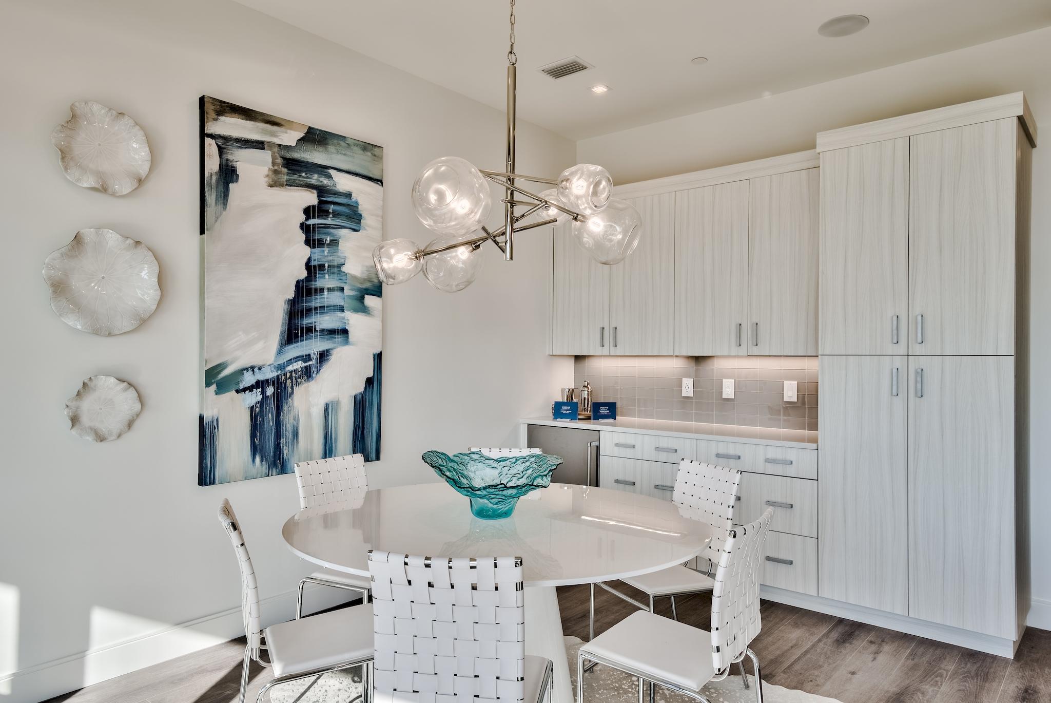 CREST DEVELOPMENT - Residential