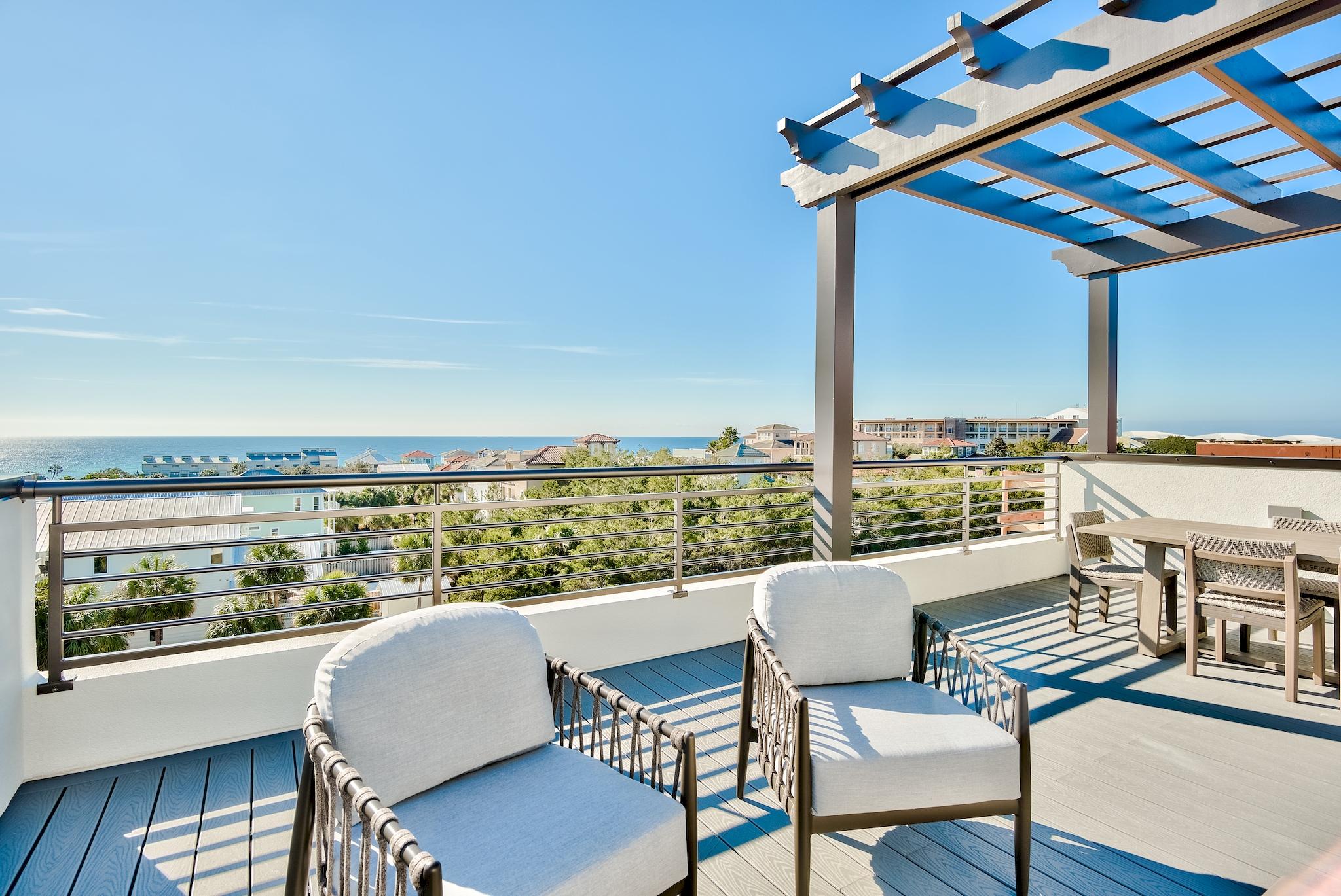 CREST DEVELOPMENT - Residential