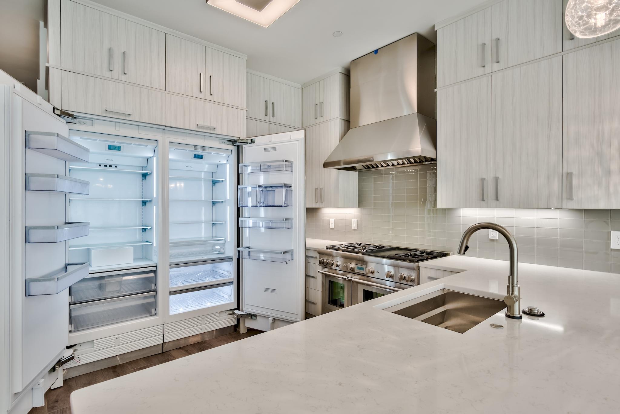 CREST DEVELOPMENT - Residential
