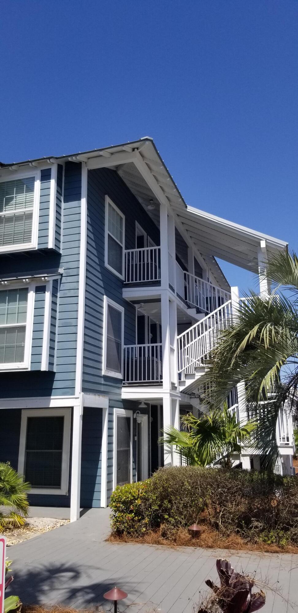 SUMMER BREEZE CONDO - Residential