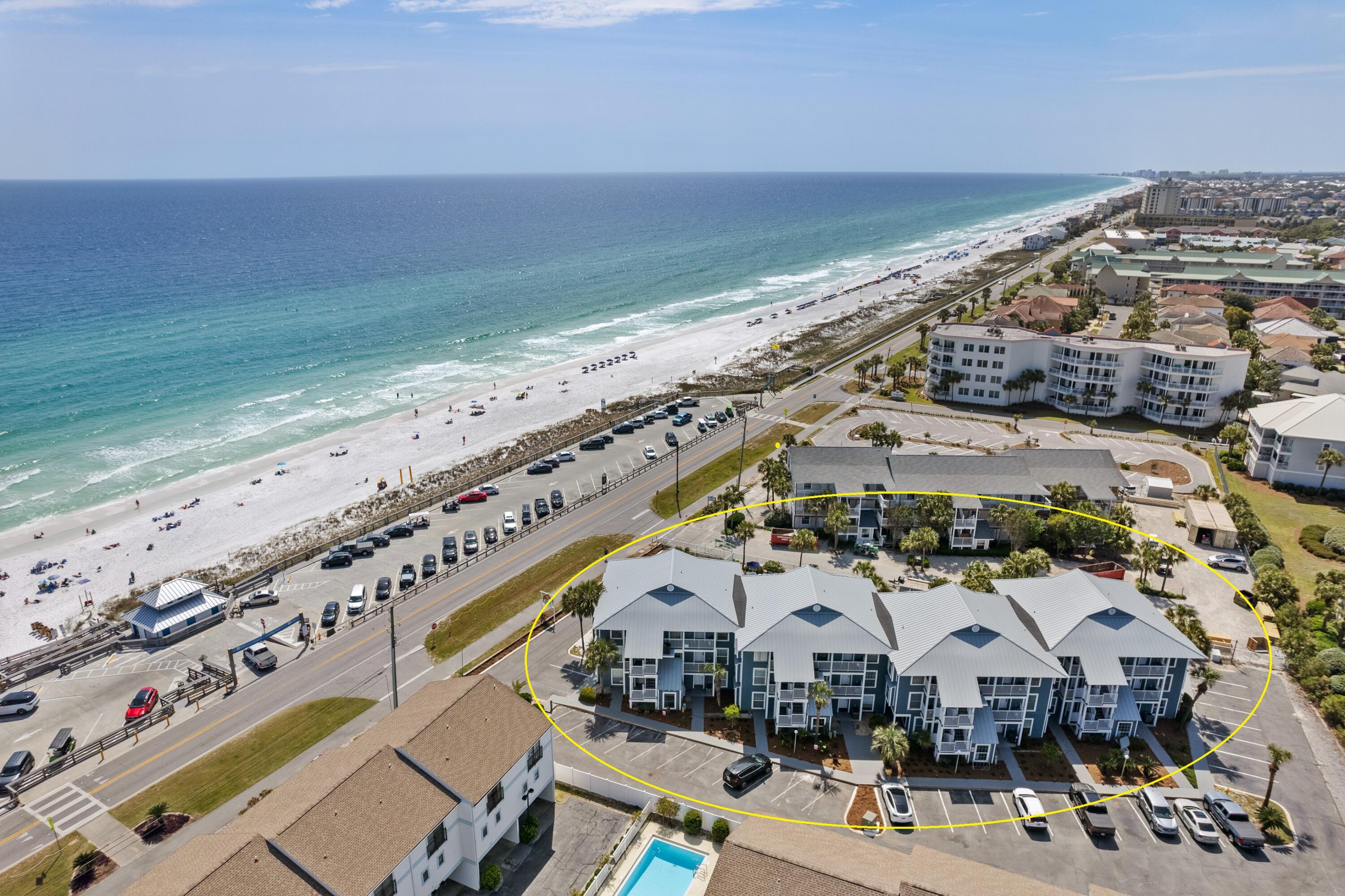 SUMMER BREEZE CONDO - Residential