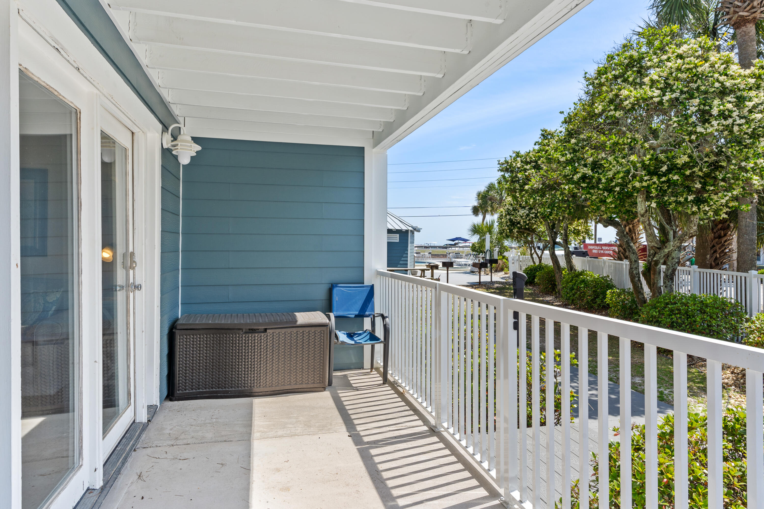 SUMMER BREEZE CONDO - Residential