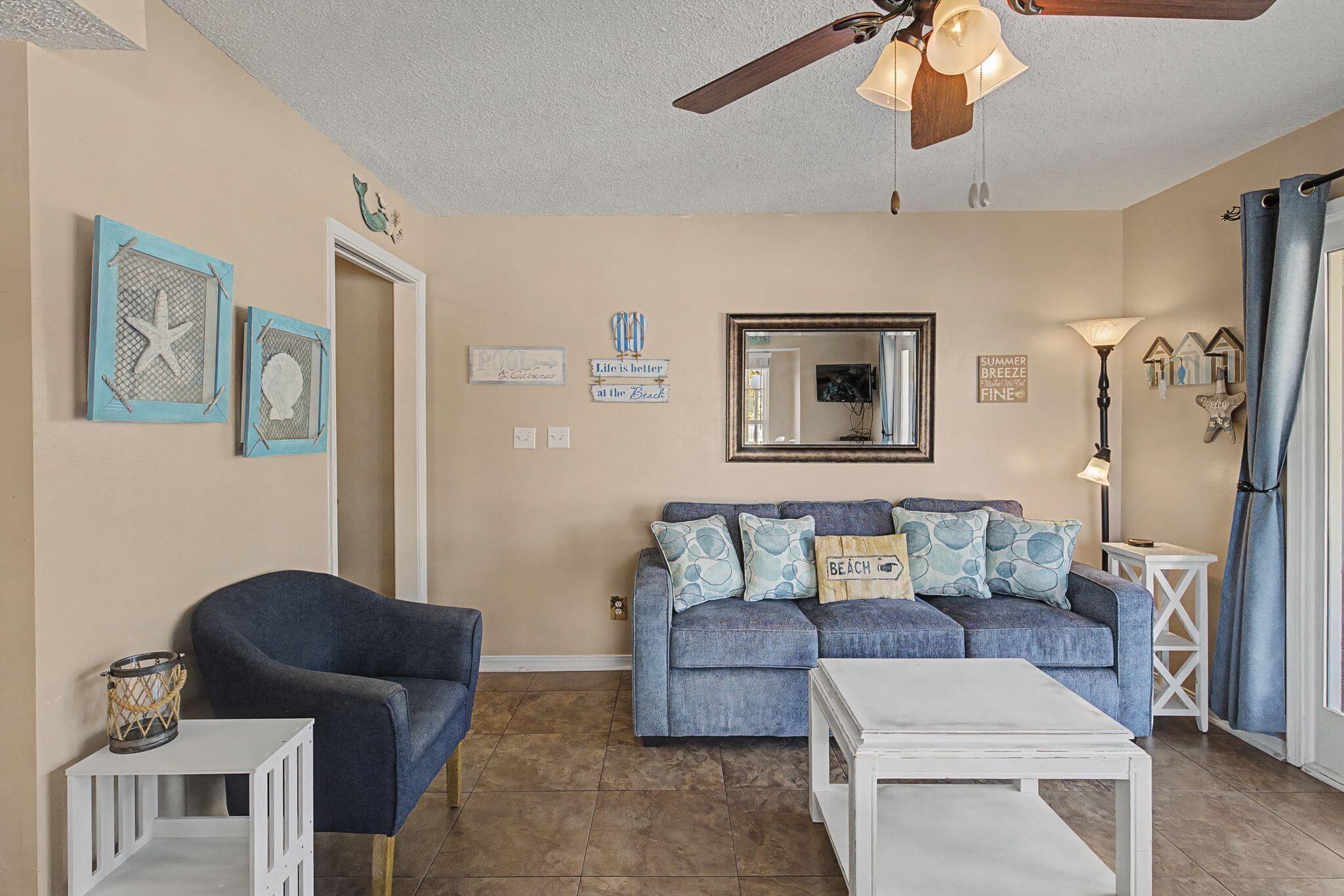 SUMMER BREEZE CONDO - Residential