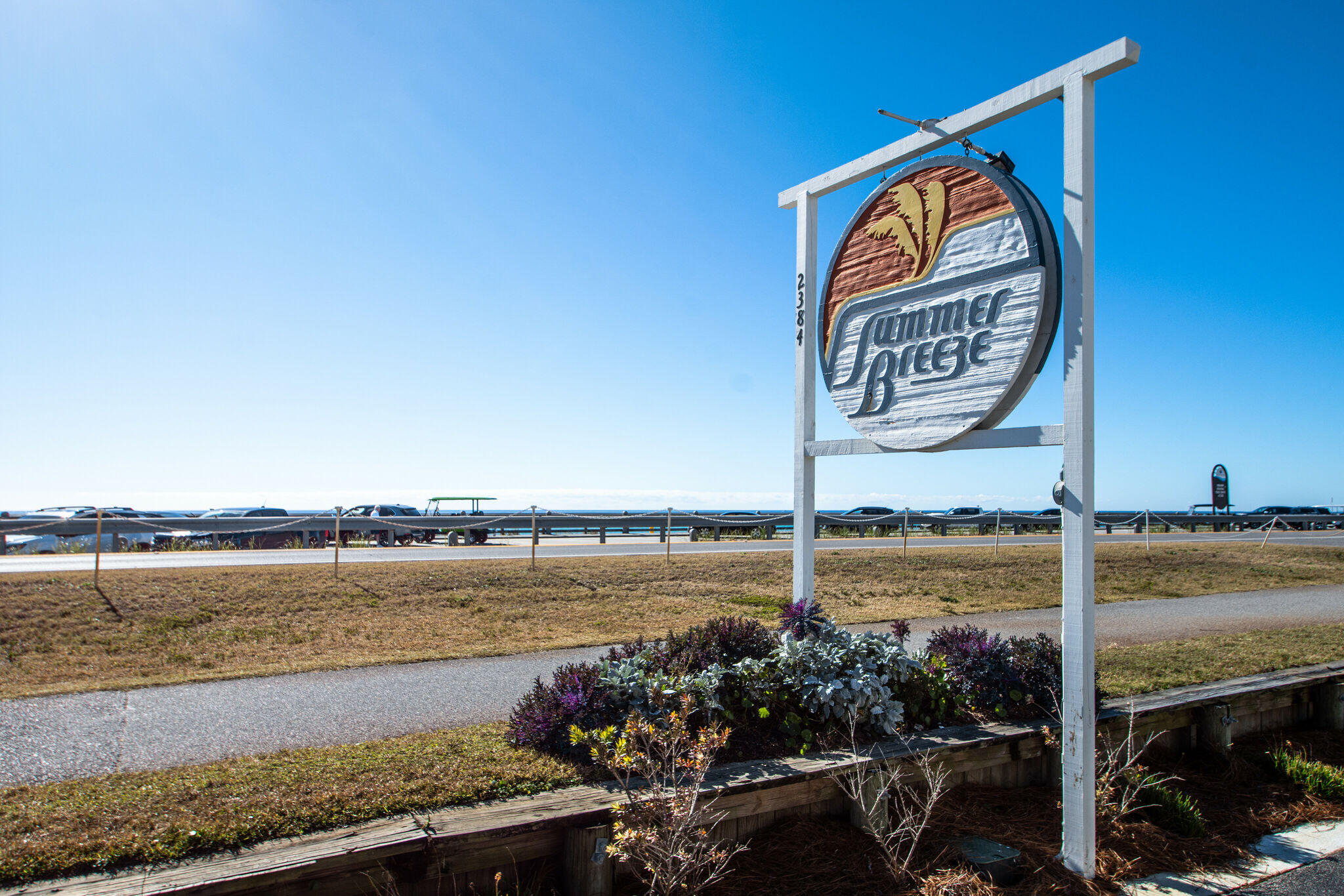 SUMMER BREEZE CONDO - Residential