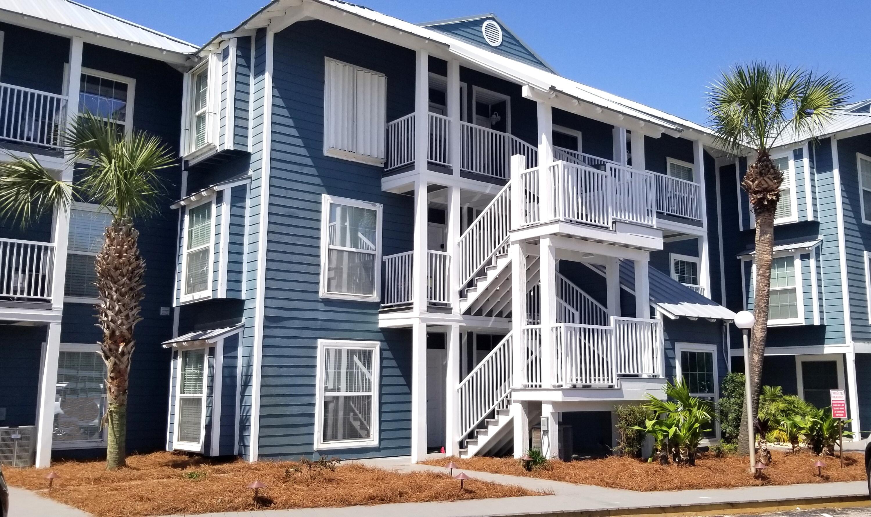 SUMMER BREEZE CONDO - Residential