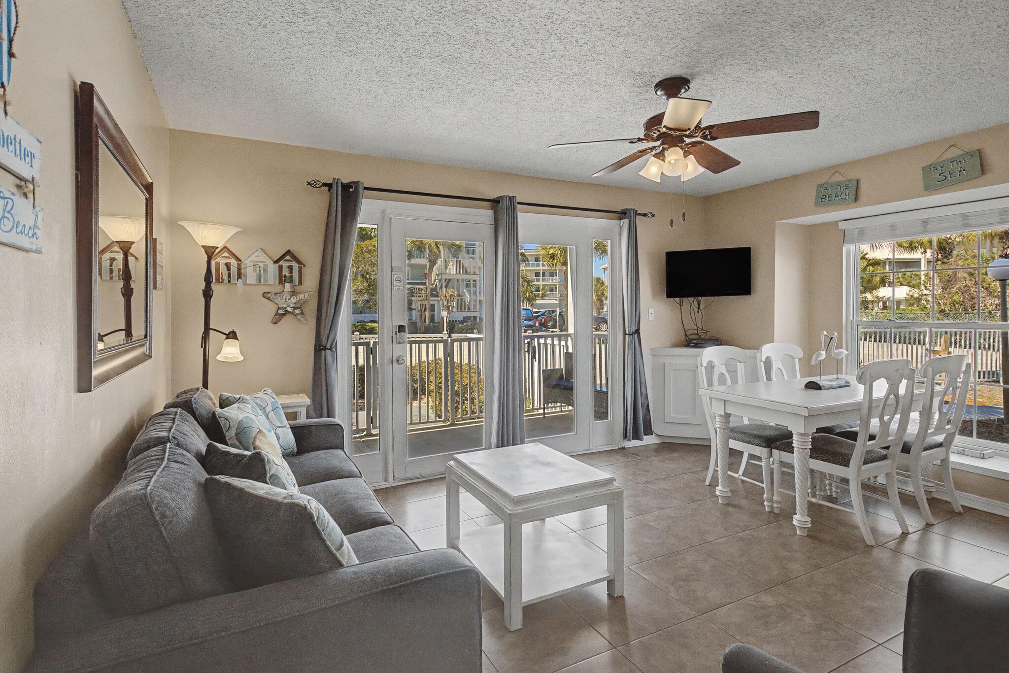 SUMMER BREEZE CONDO - Residential