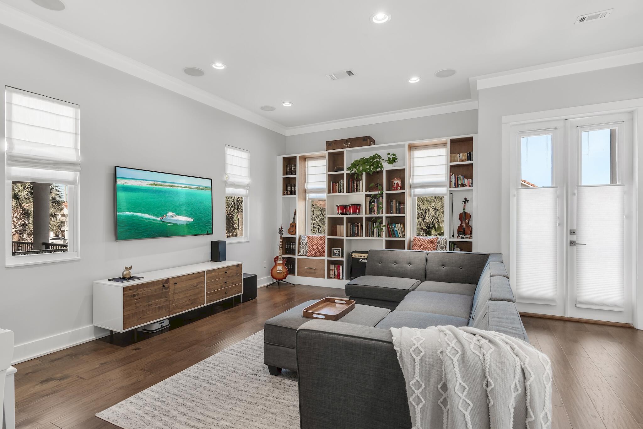 CALUSA BAY S/D - Residential