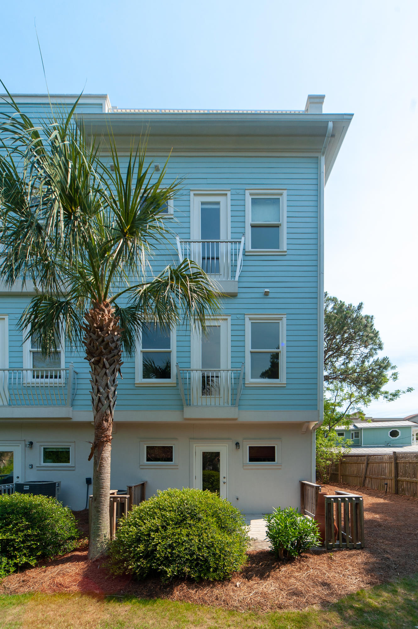 SUMMER PLACE - Residential