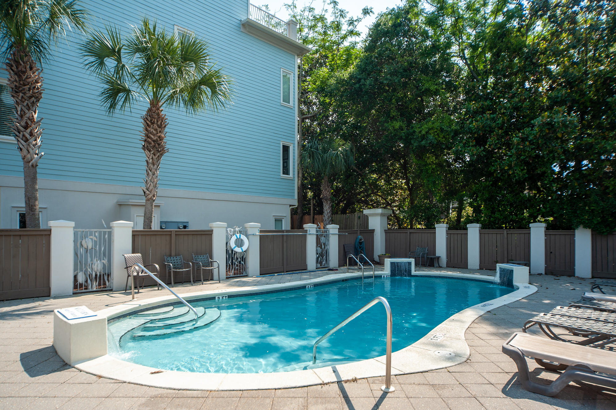 SUMMER PLACE - Residential