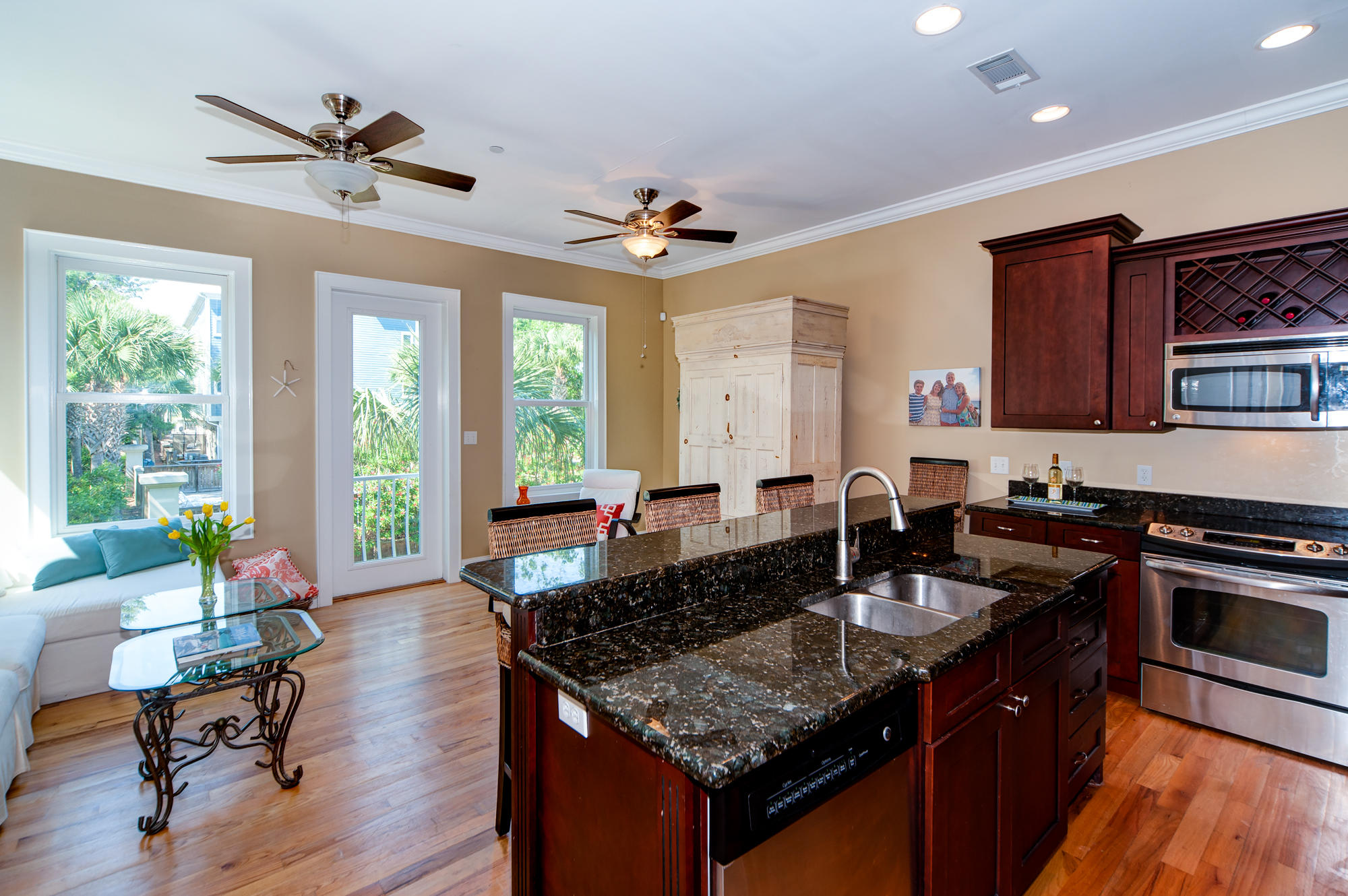 SUMMER PLACE - Residential