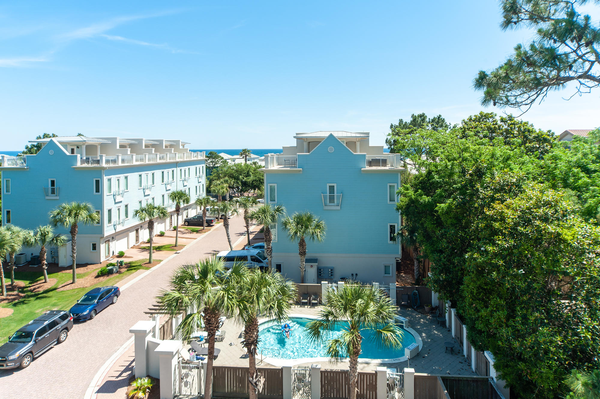 SUMMER PLACE - Residential