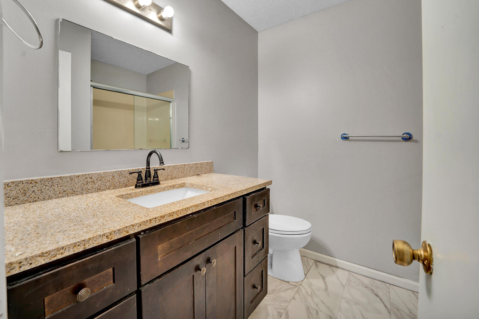 NORTHSIDE ESTATES - Residential Lease