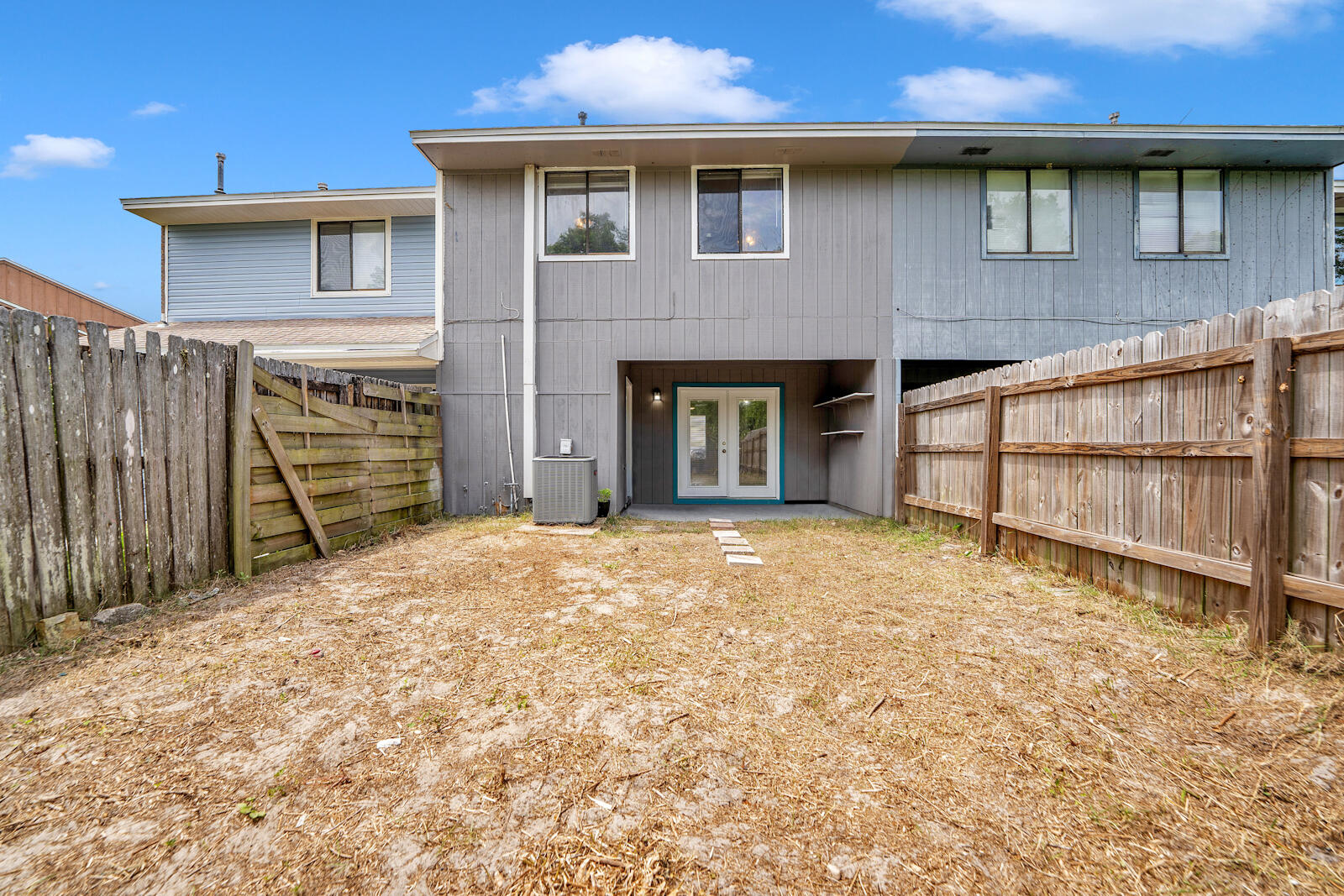 NORTHSIDE ESTATES - Residential Lease